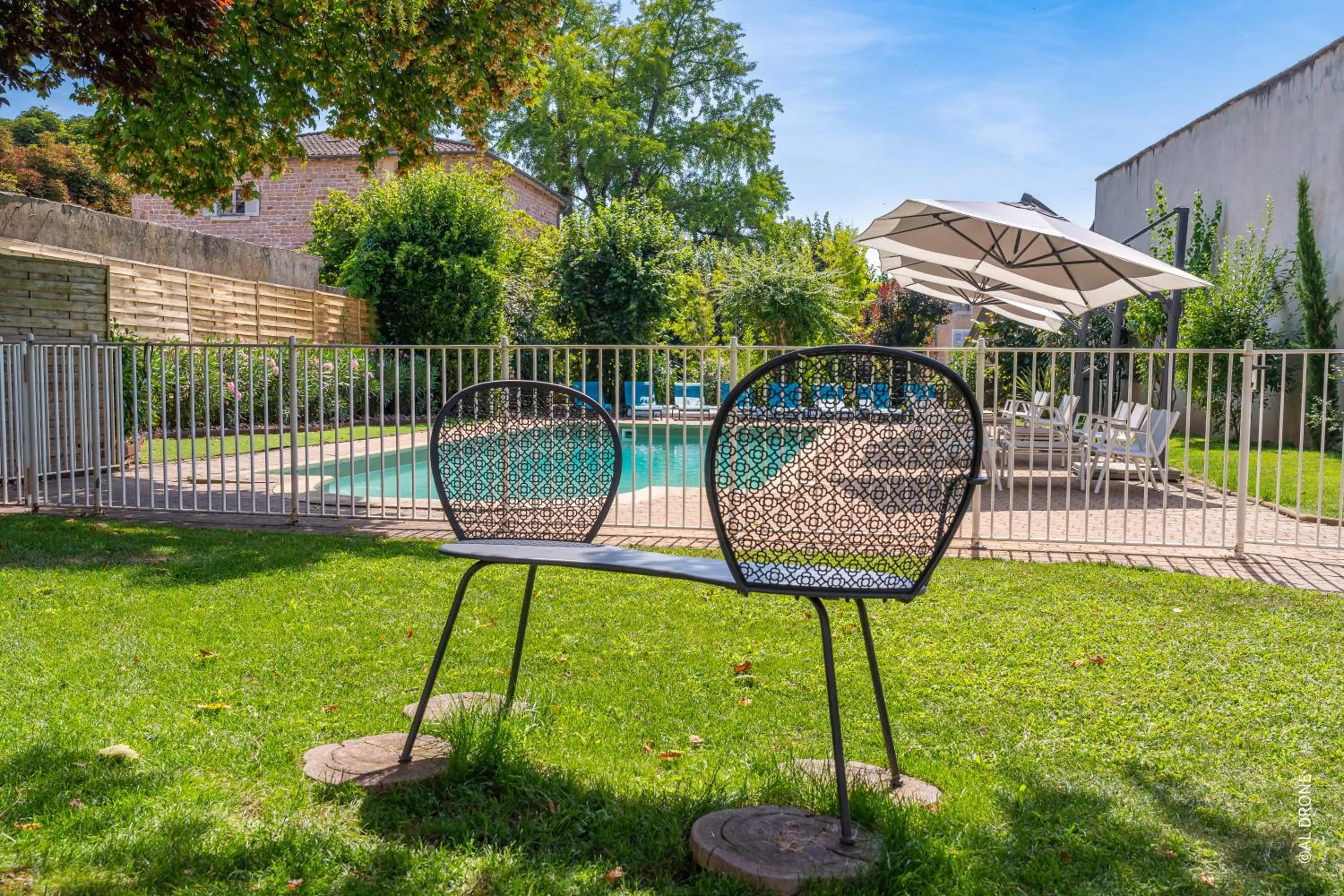 Spring in ibis Styles Macon Centre