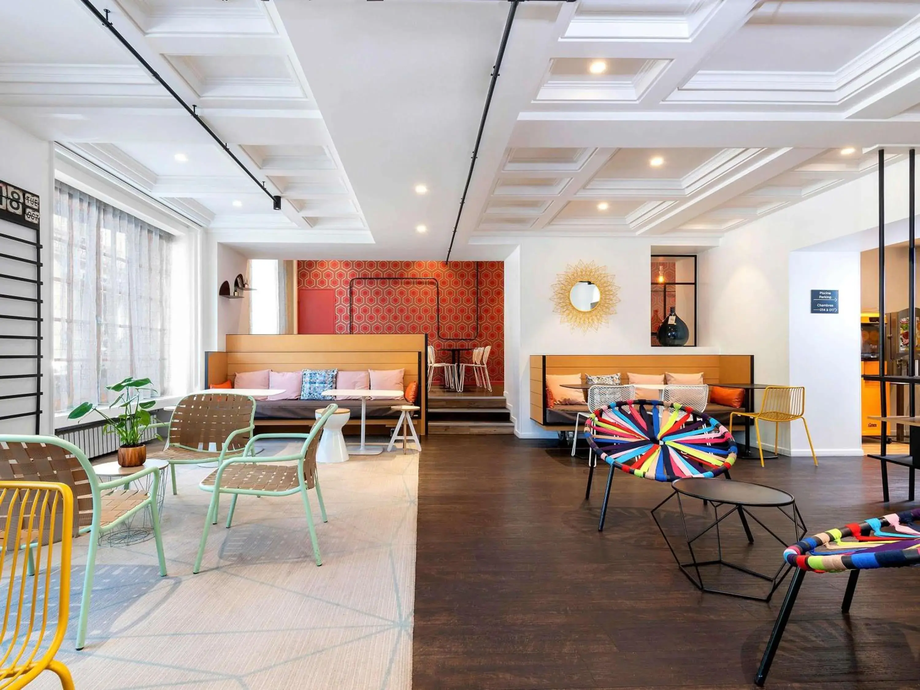 Lounge or bar in ibis Styles Macon Centre Lounge or bar in ibis Styles Macon Centre