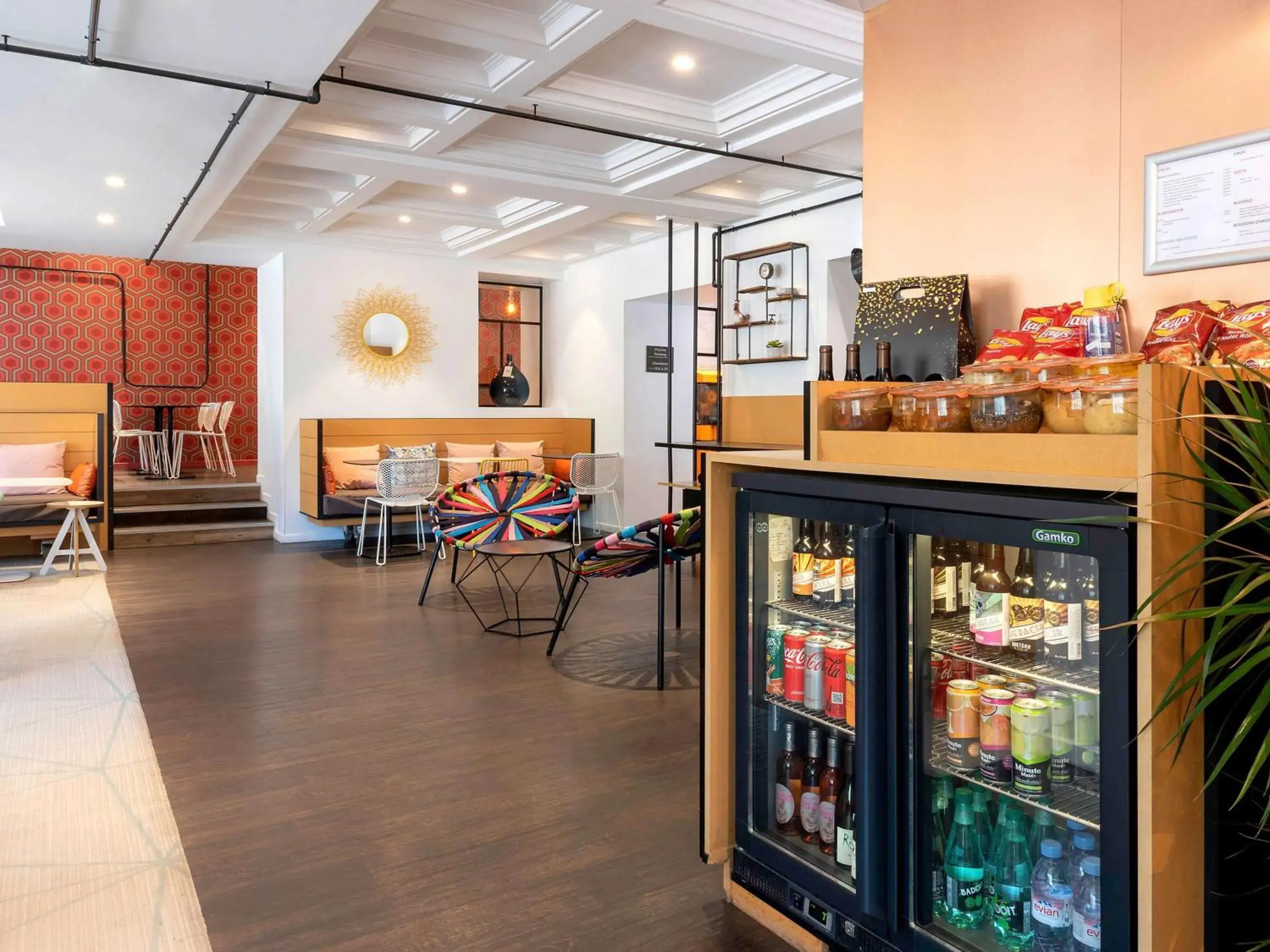 Lounge or bar in ibis Styles Macon Centre Lounge or bar in ibis Styles Macon Centre
