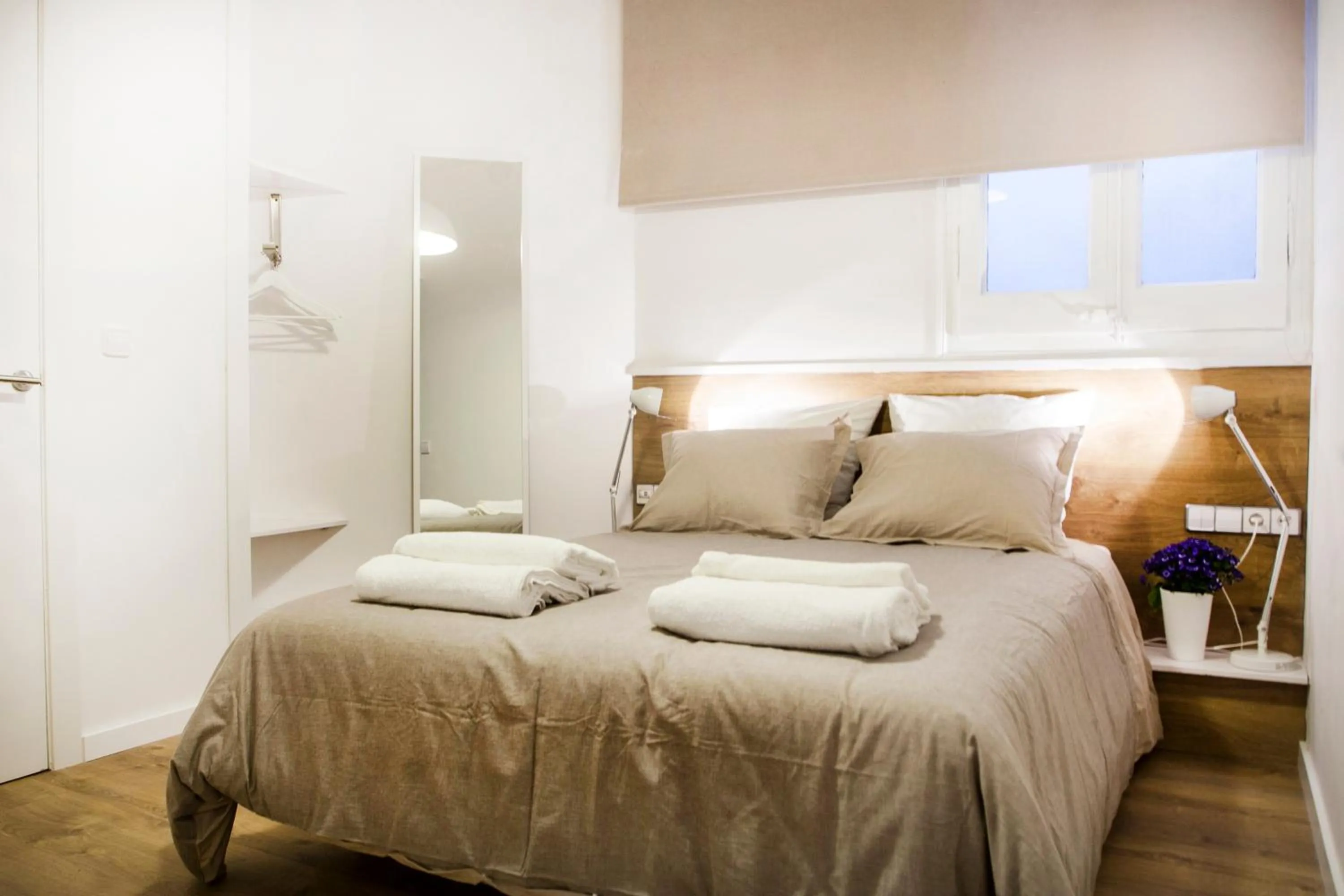 Bedroom, Bed in Cien