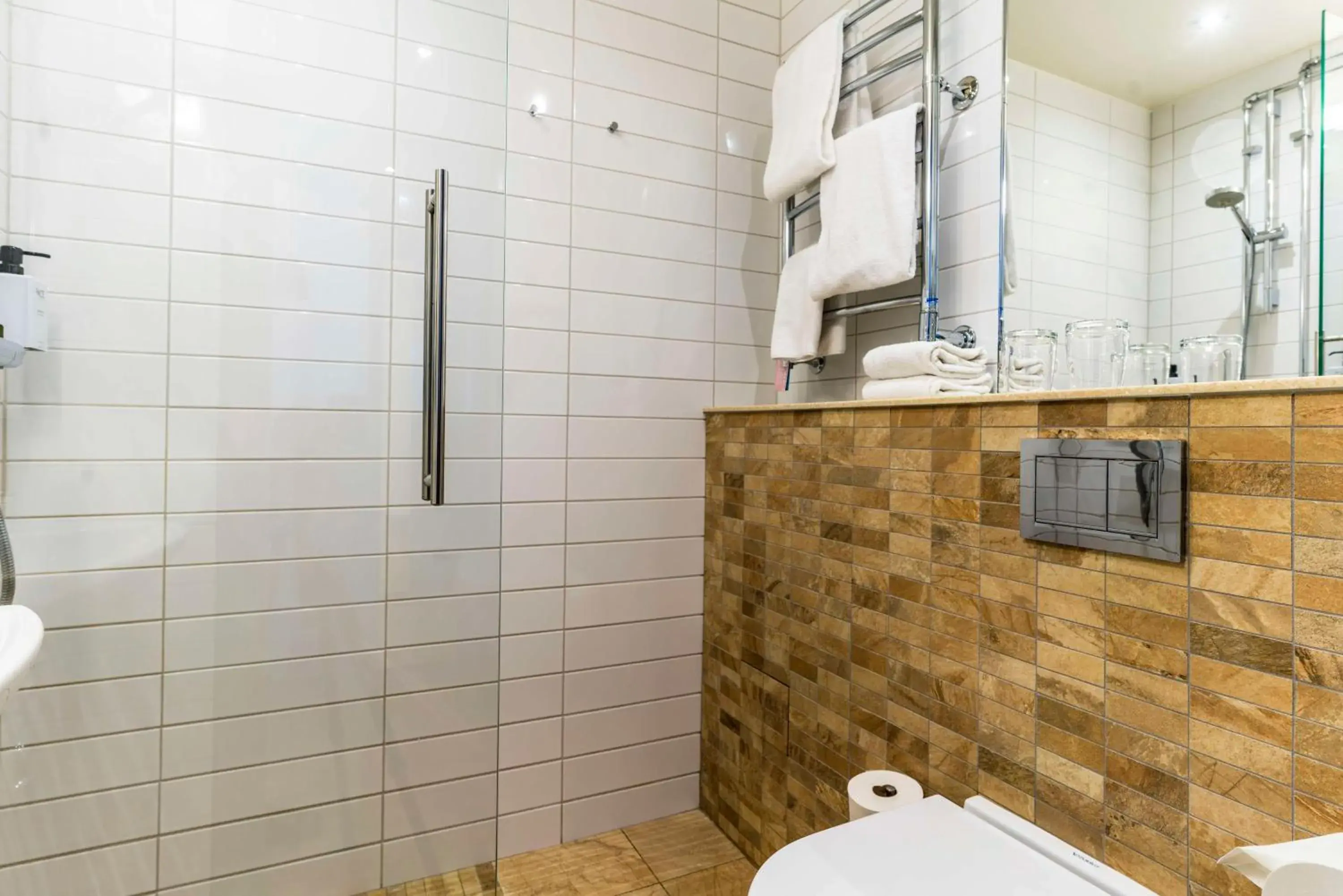 Bedroom in Scandic Stora Hotellet Bedroom in Scandic Stora Hotellet