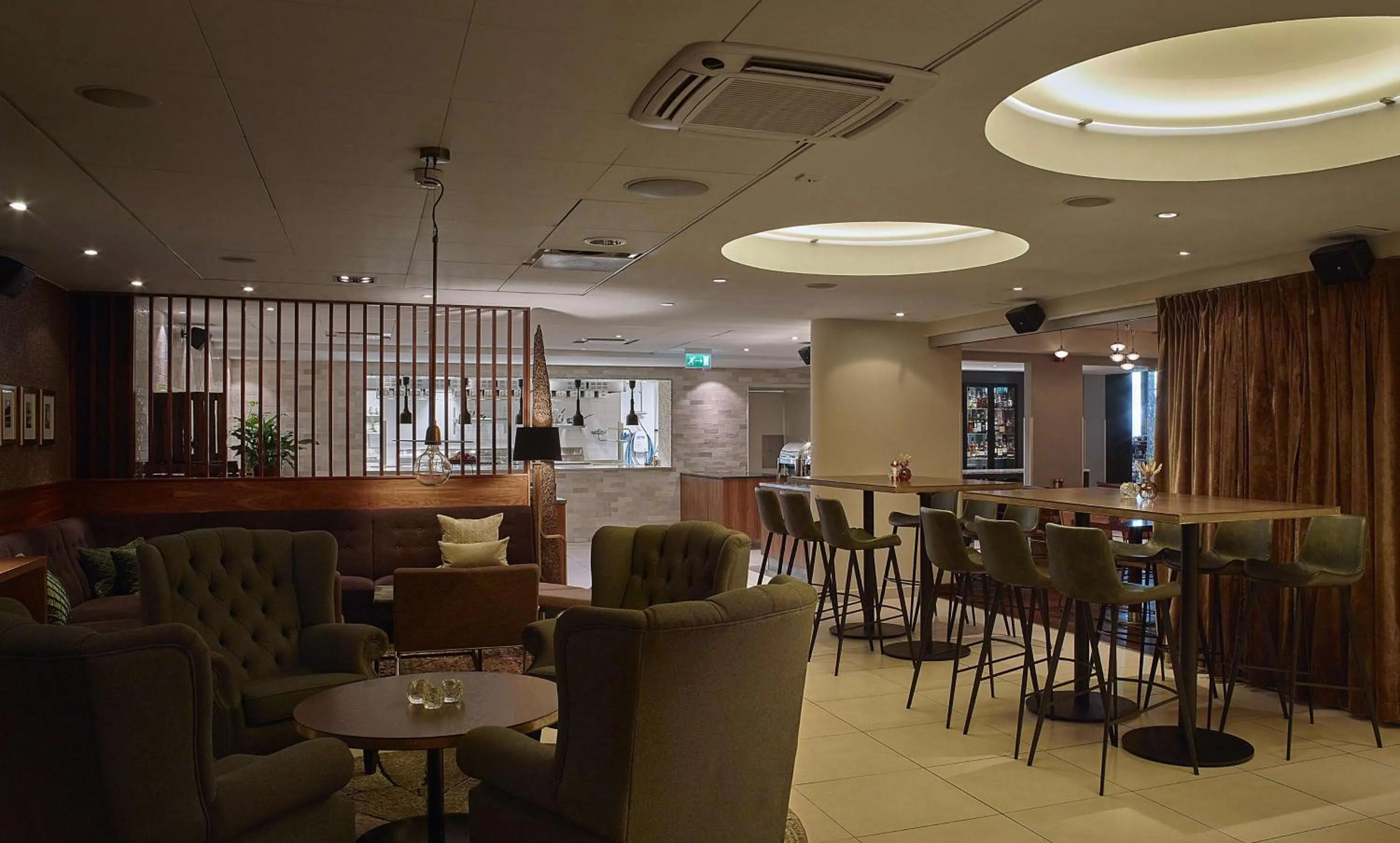 Restaurant/places to eat in Scandic Stora Hotellet