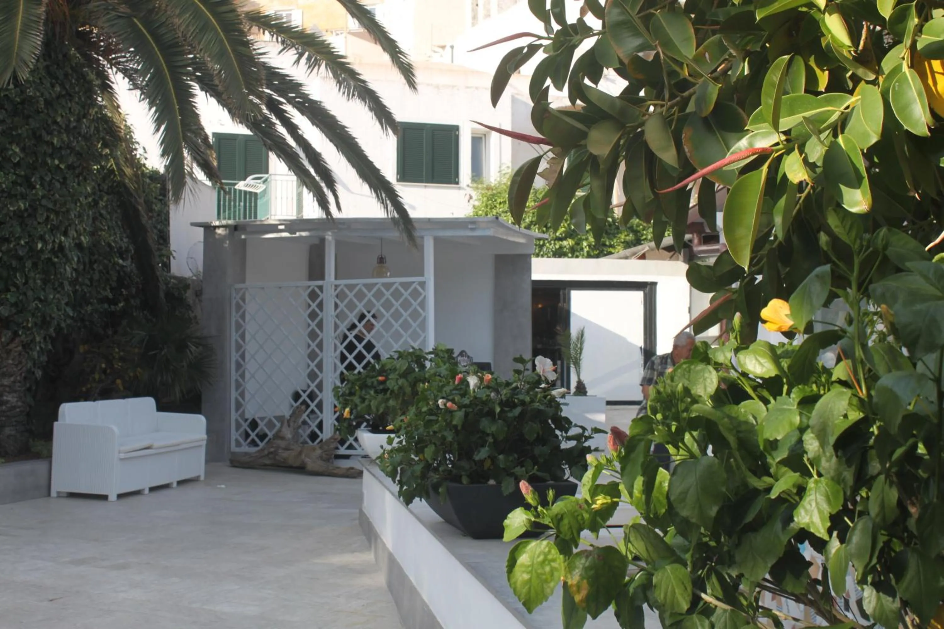 Property building in Camere Dieci Maggio