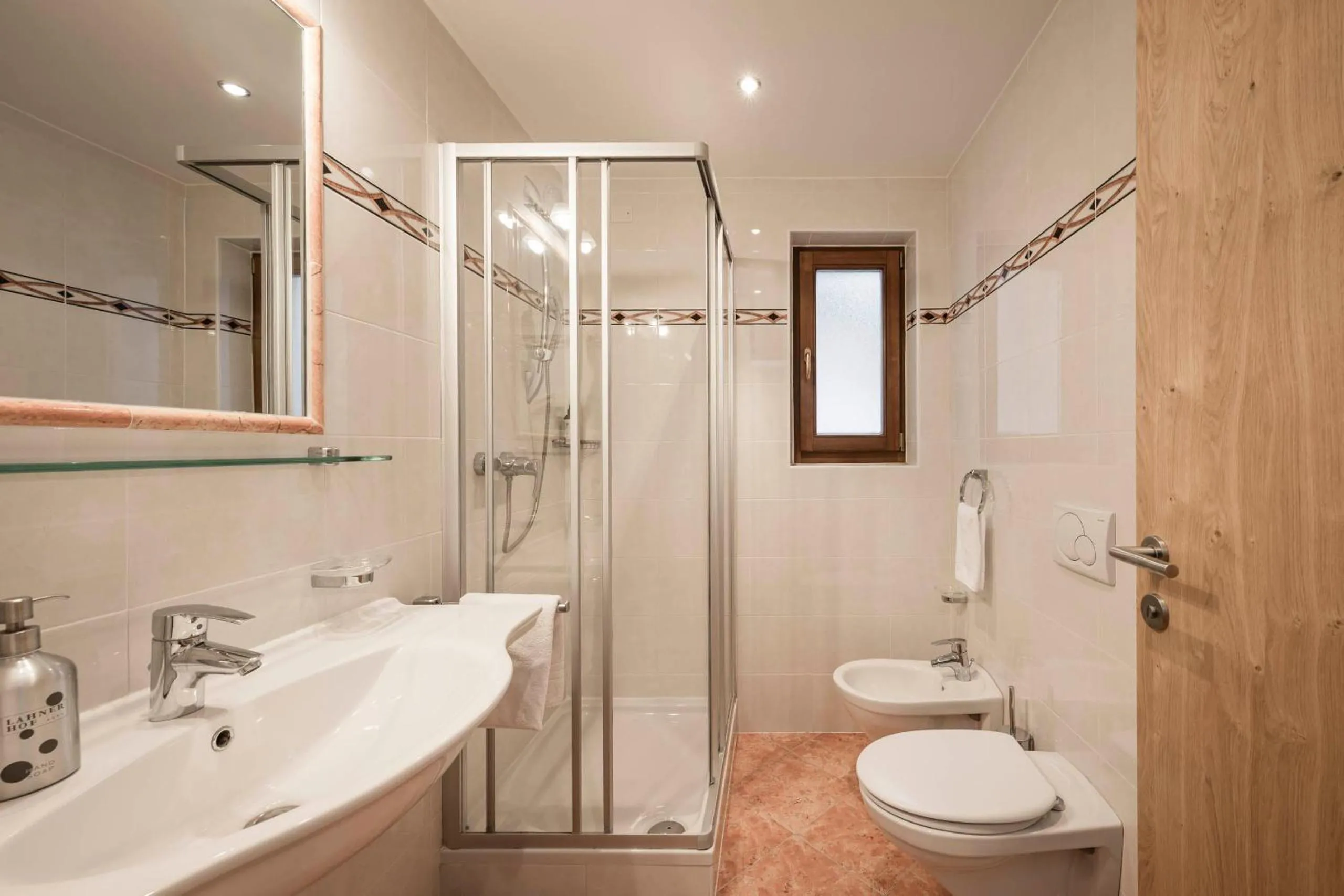 Bathroom in Hotel Lahnerhof