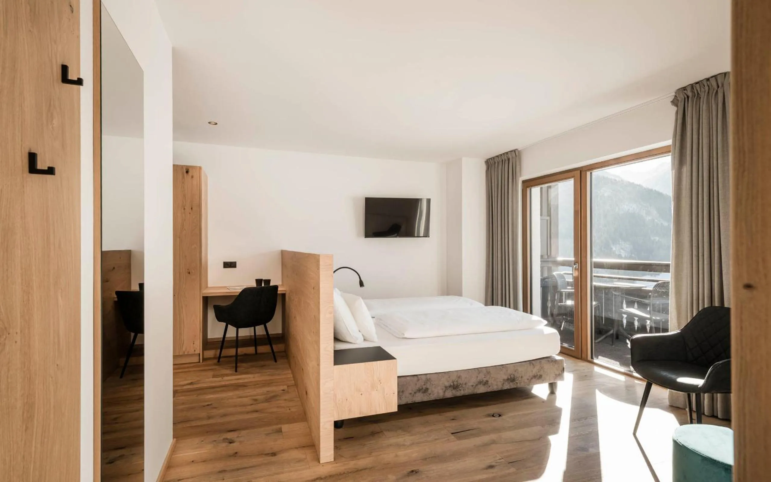 Bedroom, Bed in Hotel Lahnerhof