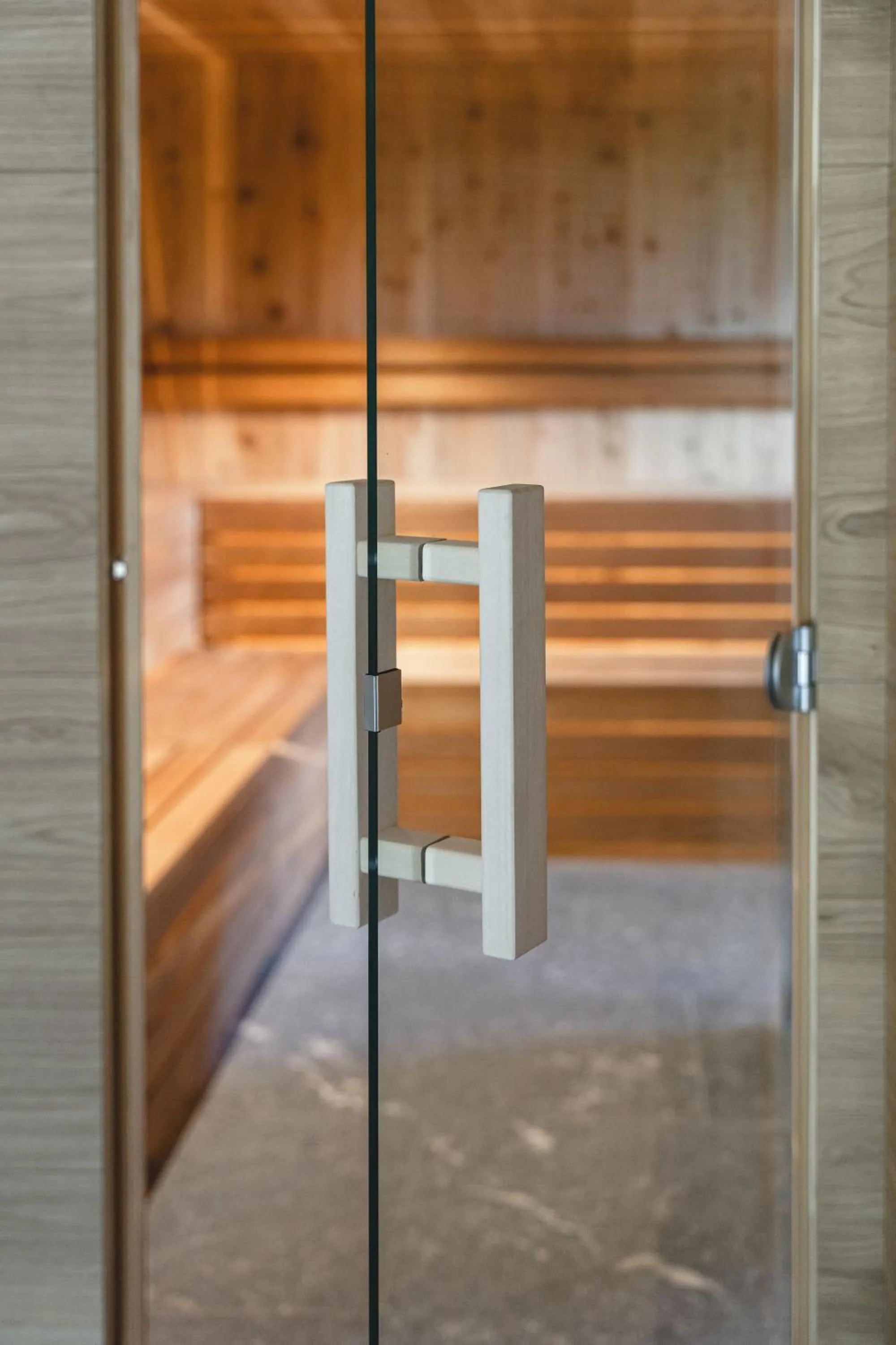 Swimming pool in Hotel Lahnerhof