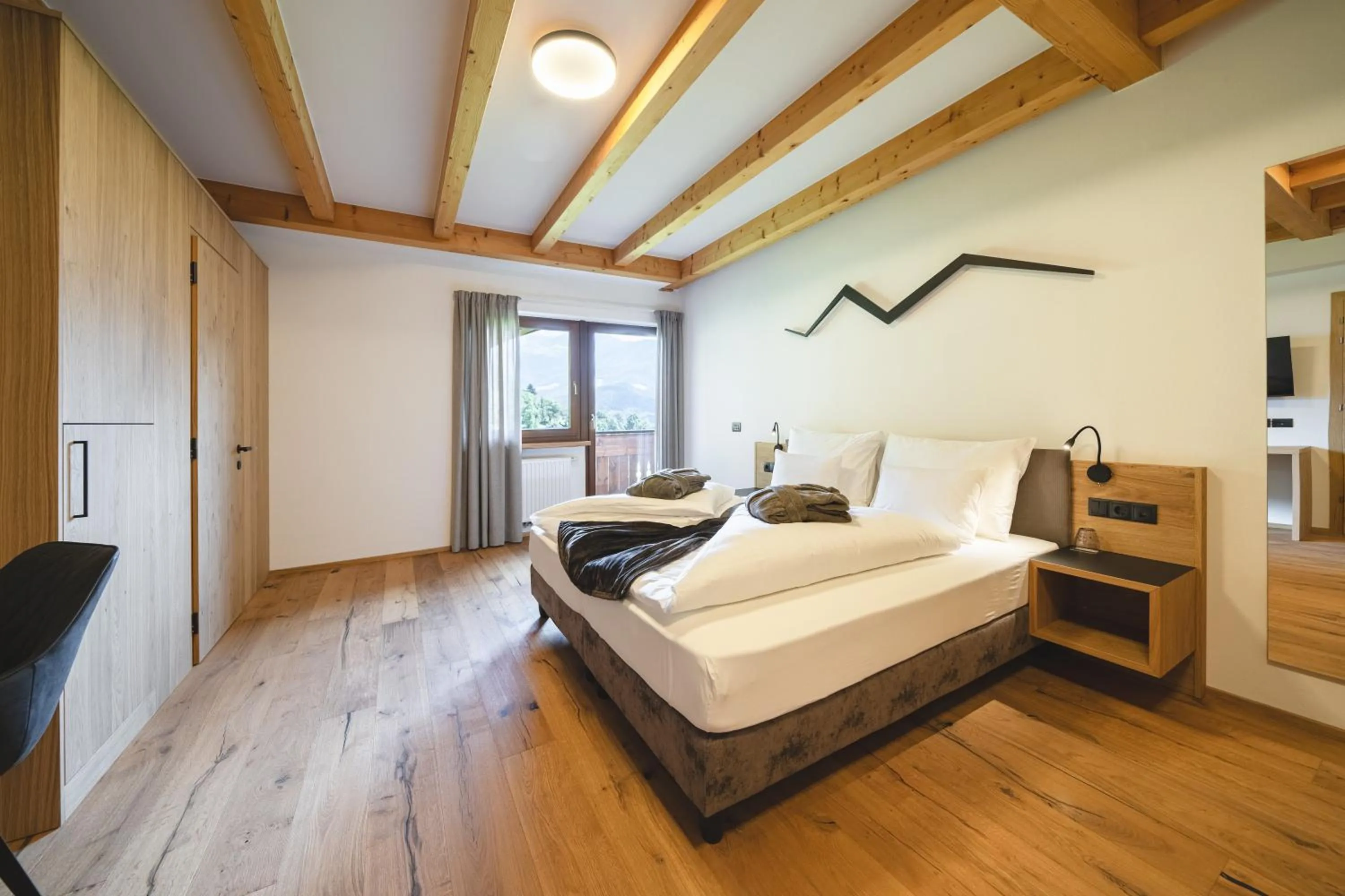 Bed in Hotel Lahnerhof