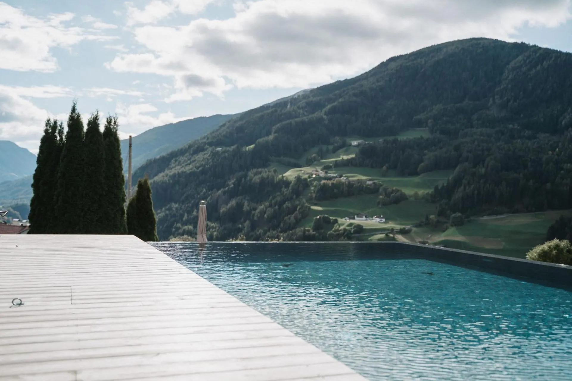 Swimming pool in Hotel Lahnerhof