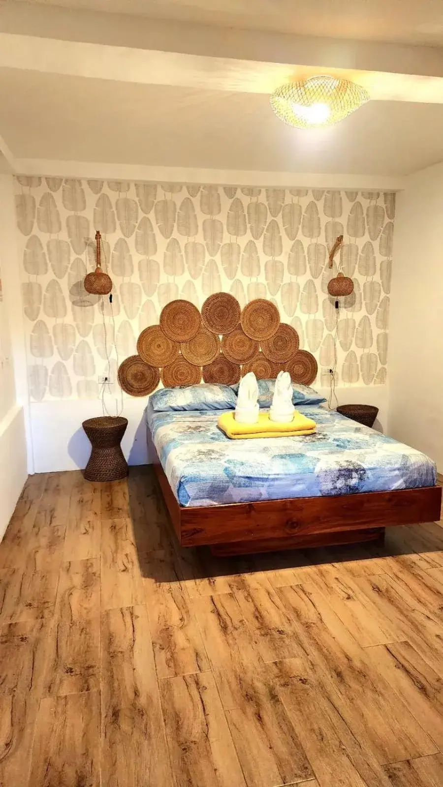 Standard Queen Room in Glamping Alona Standard Queen Room in Glamping Alona