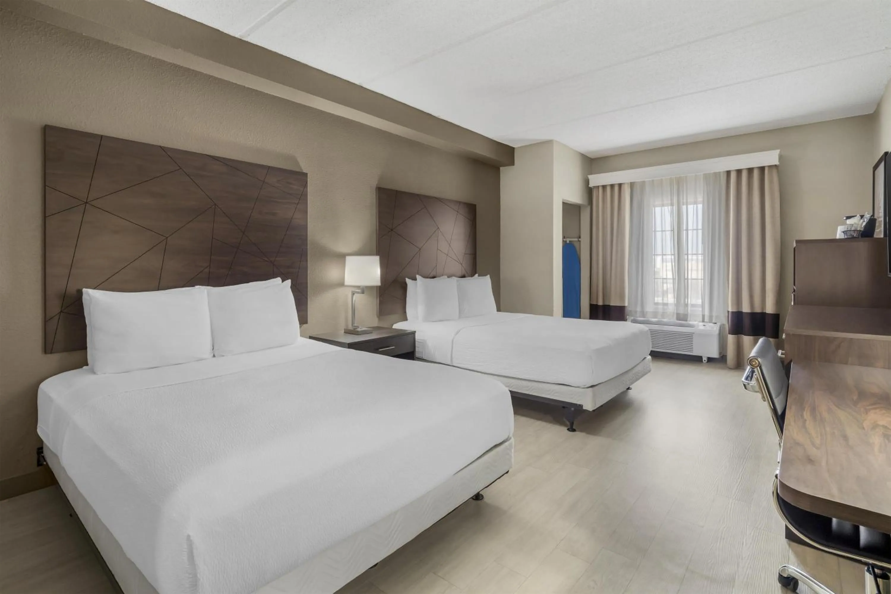 Bedroom, Bed in Best Western Kenner