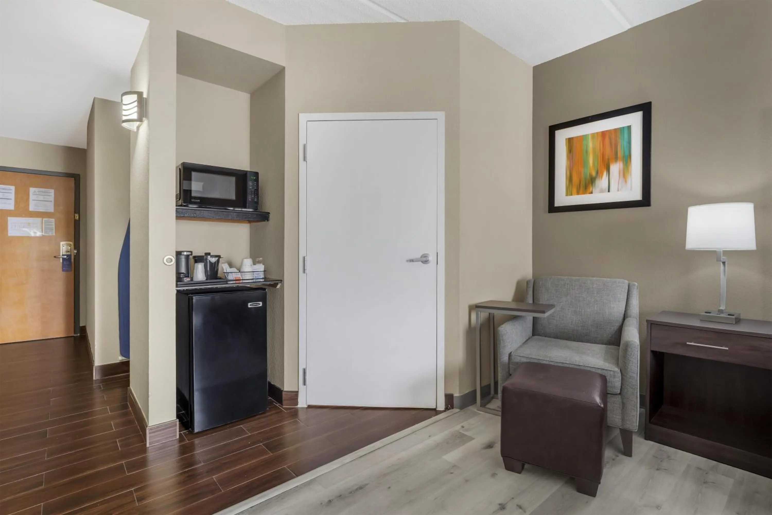 Bedroom in Best Western Kenner