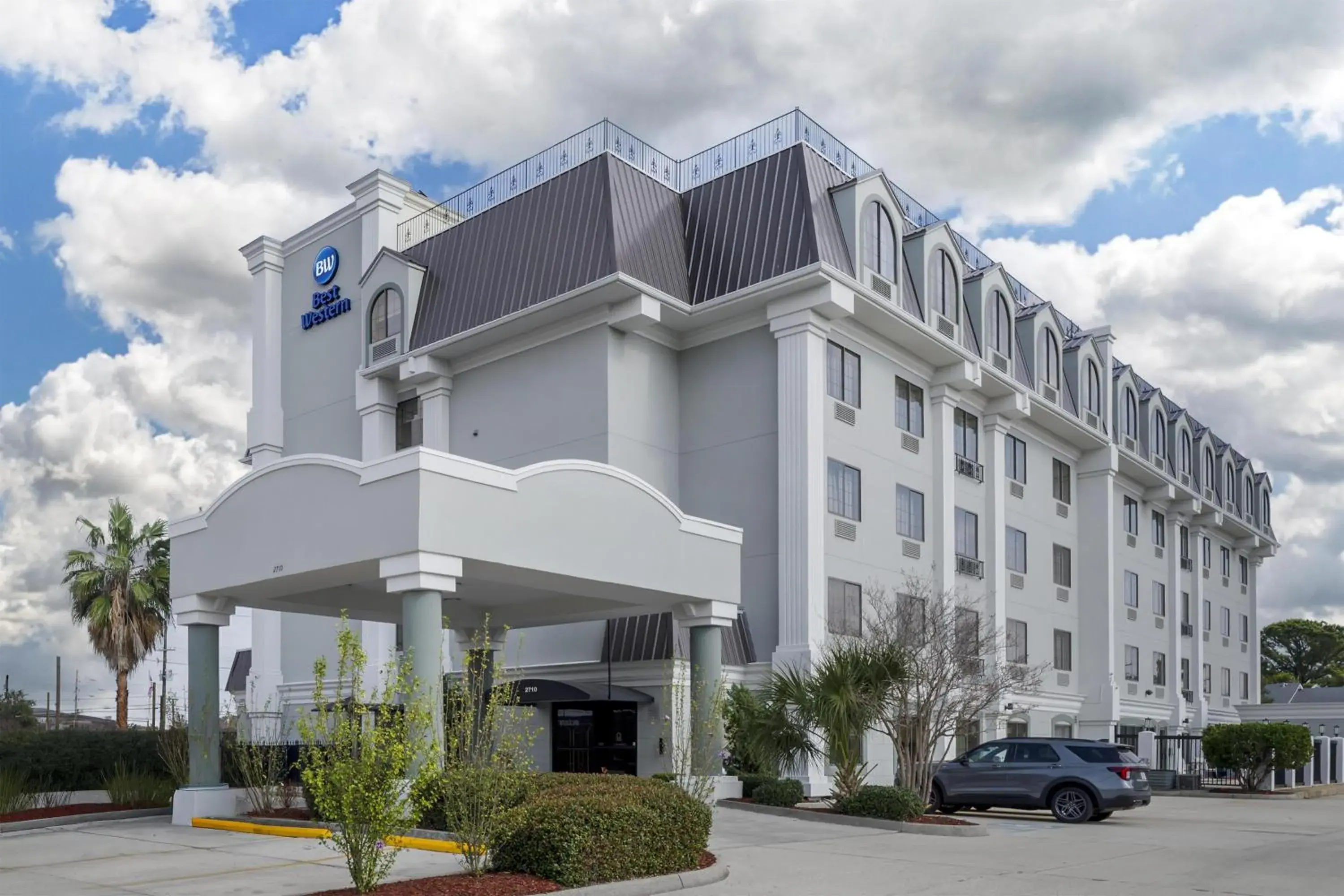 Property building in Best Western Kenner Property building in Best Western Kenner