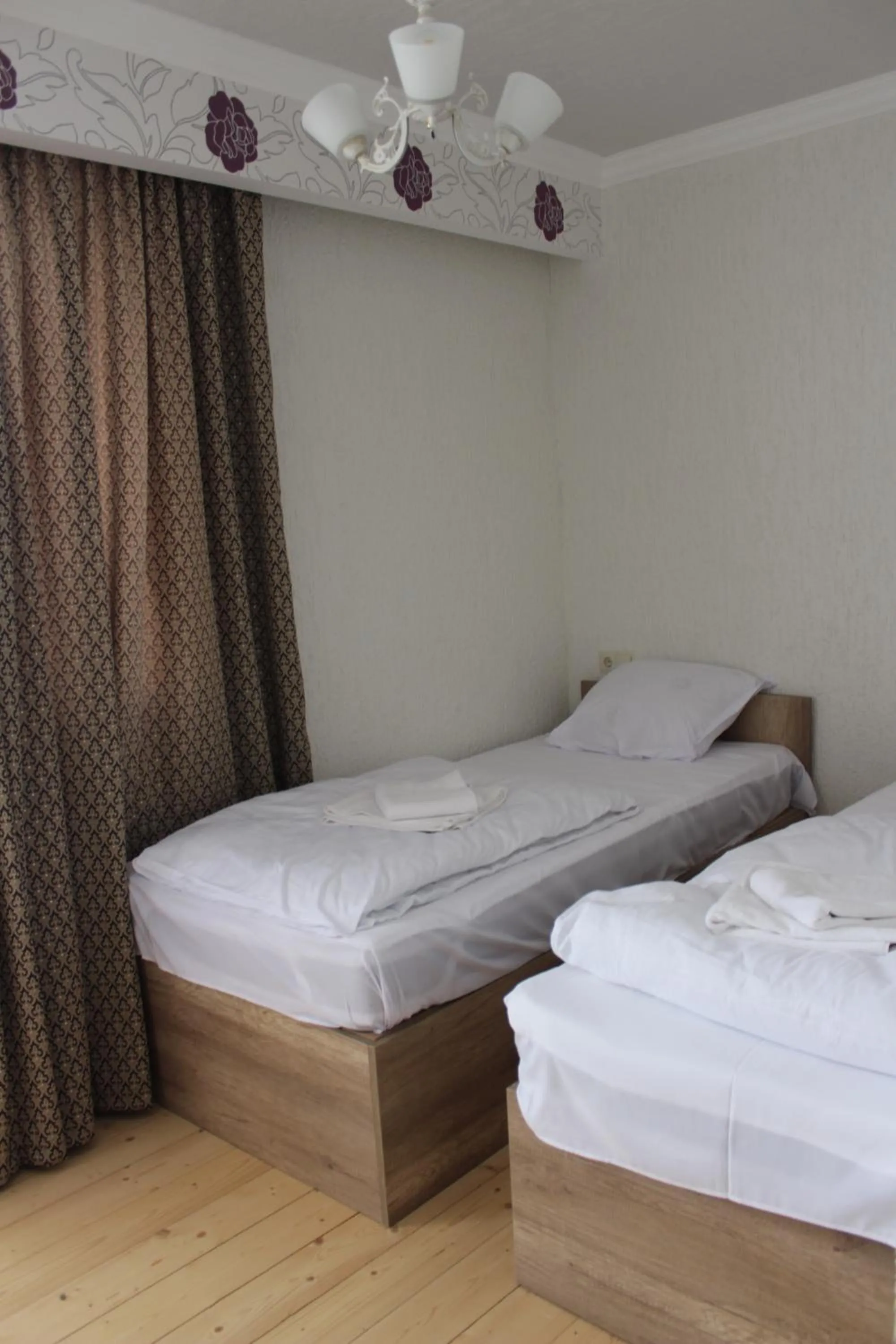 Twin Room with Balcony in Ketino's Home