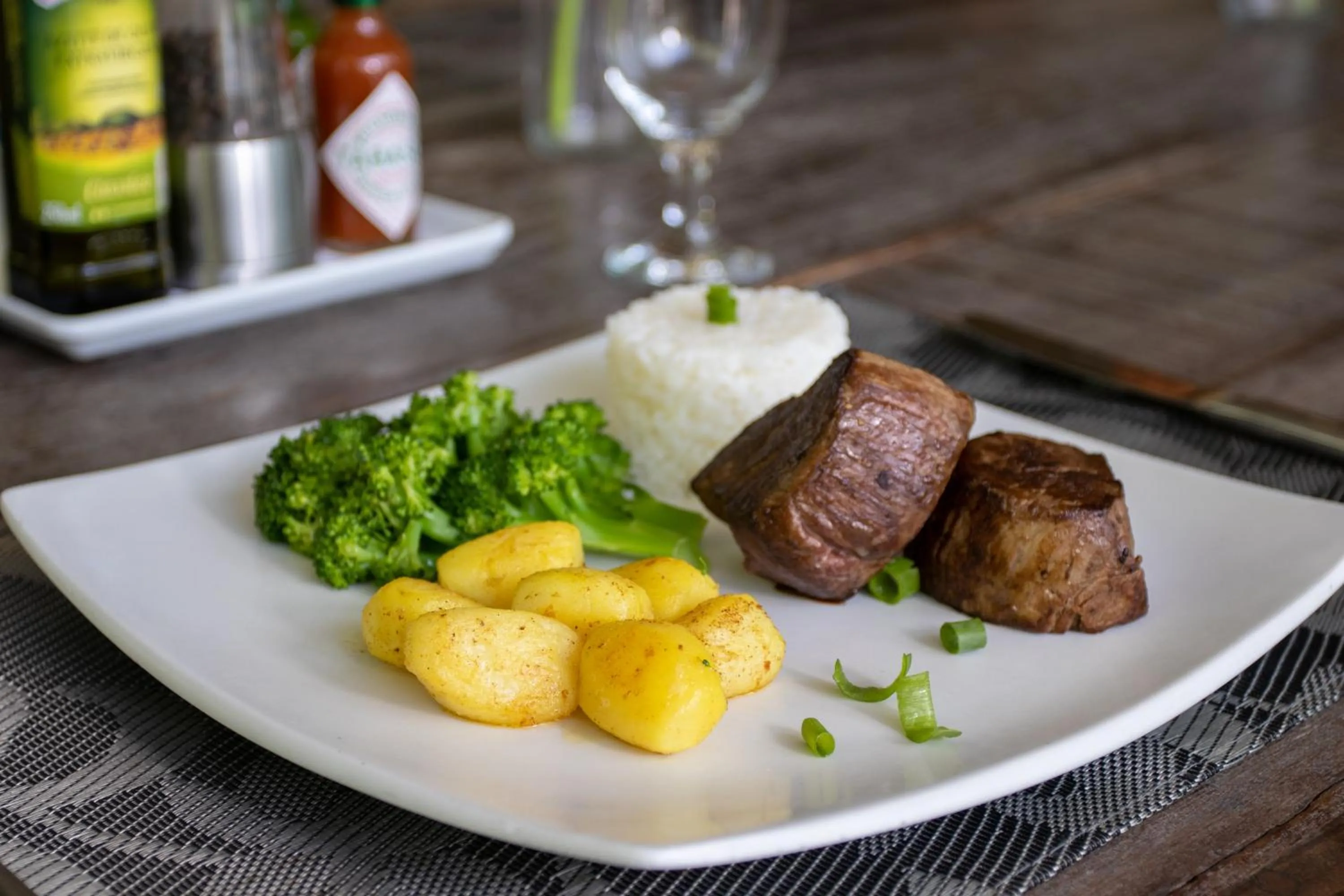 Restaurant/places to eat in Interclass Florianópolis