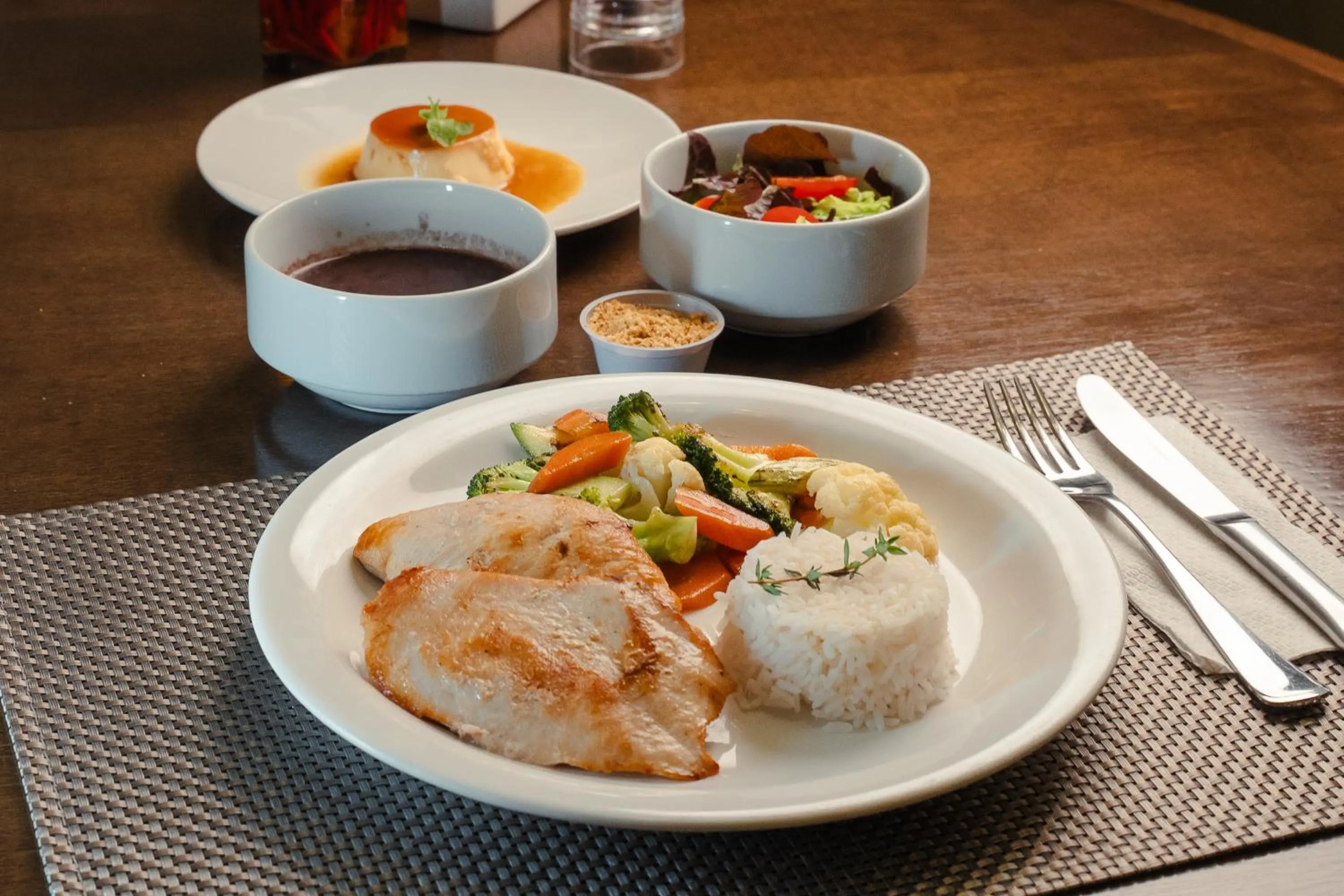 Restaurant/places to eat in Interclass Florianópolis