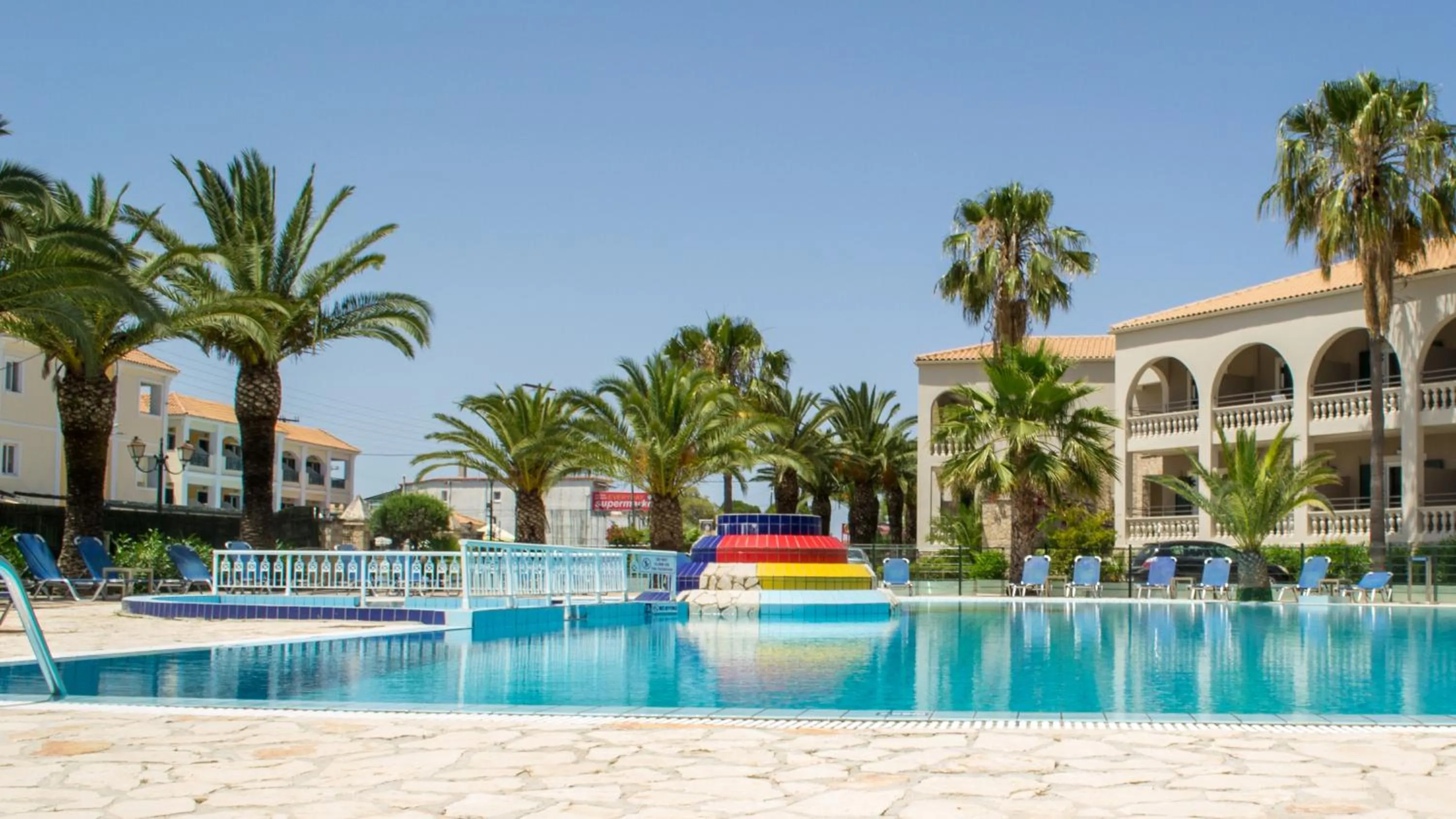 Swimming pool in Olympia