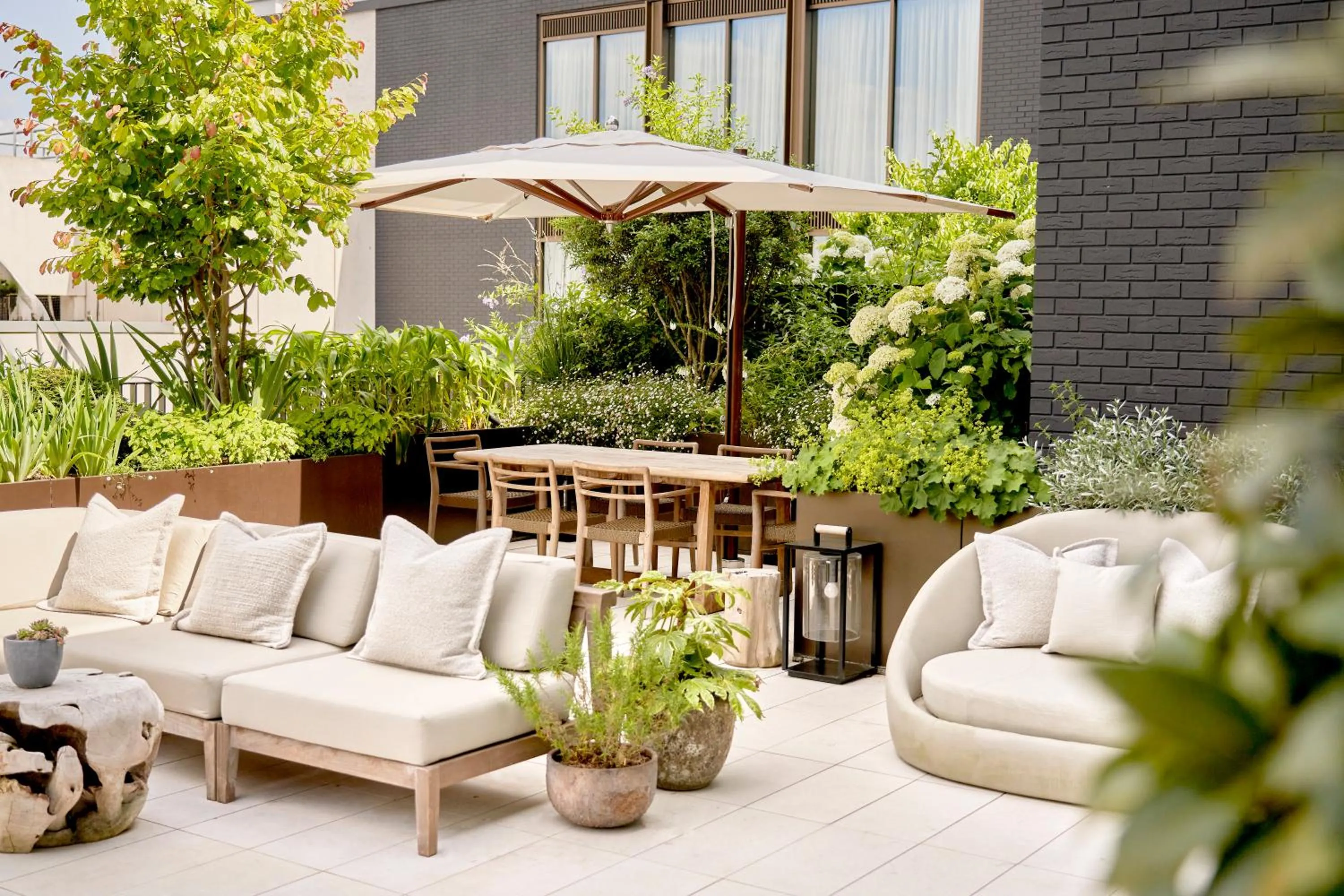 Balcony/Terrace in 1 Hotel Mayfair