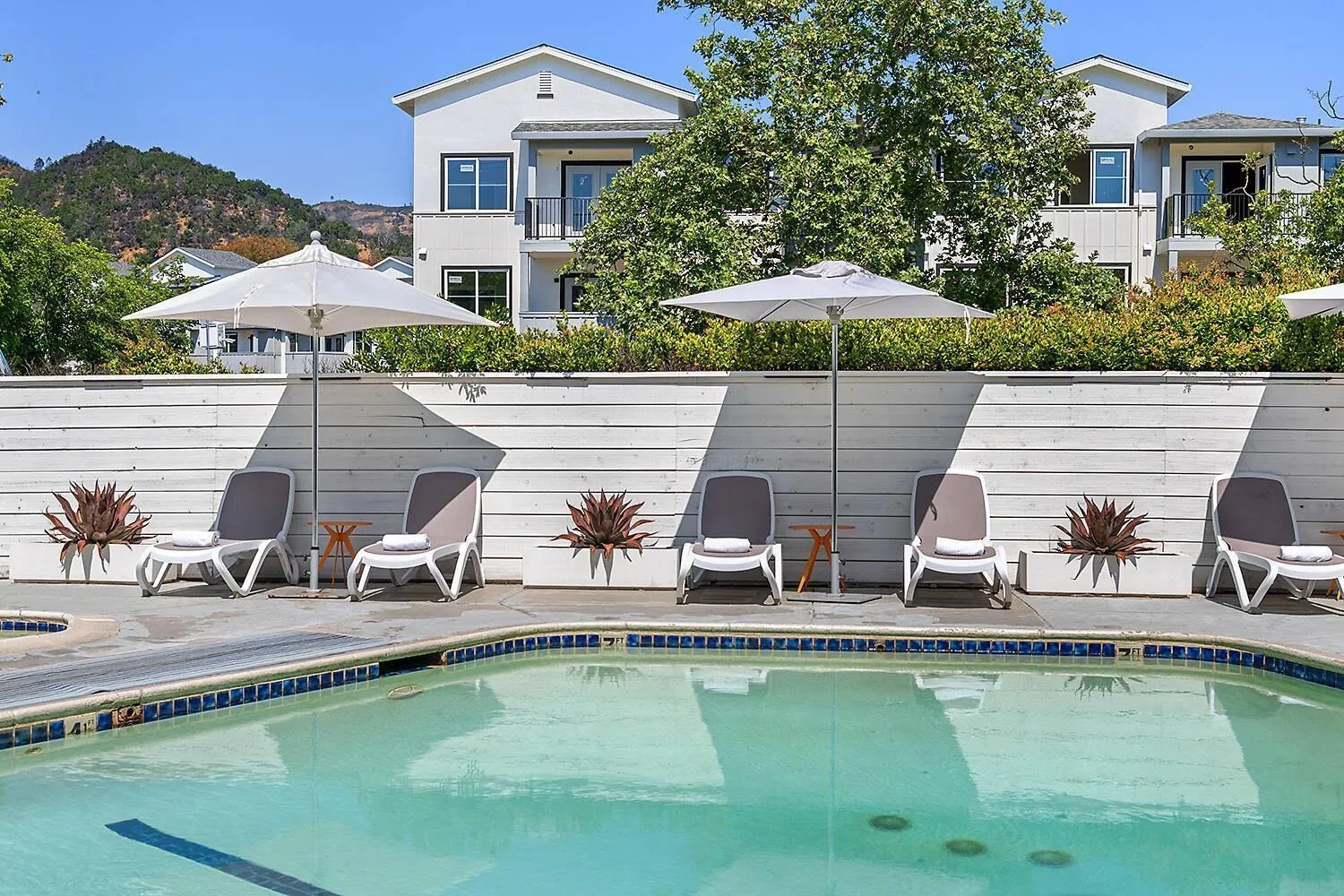 Swimming pool in UpValley Inn & Hot Springs, an Ascend Collection Hotel