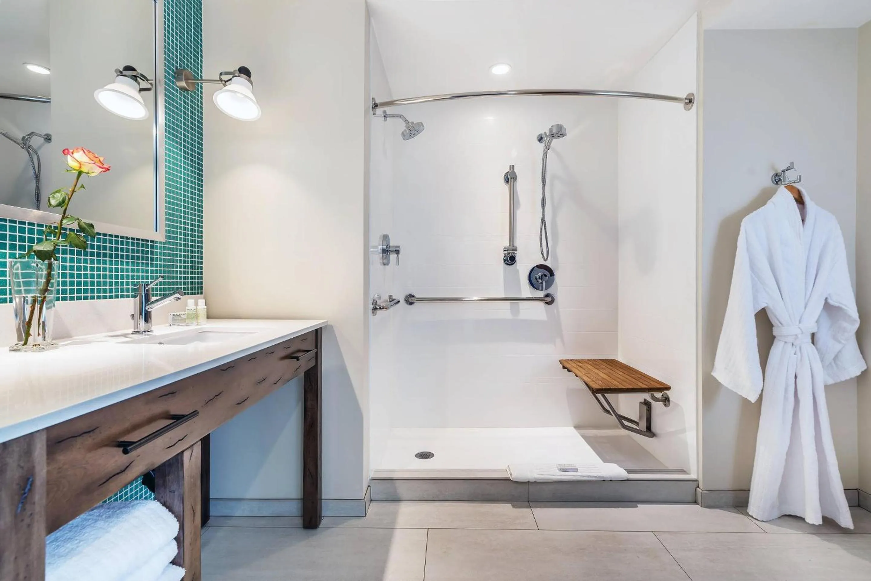 Bedroom in UpValley Inn & Hot Springs, an Ascend Collection Hotel