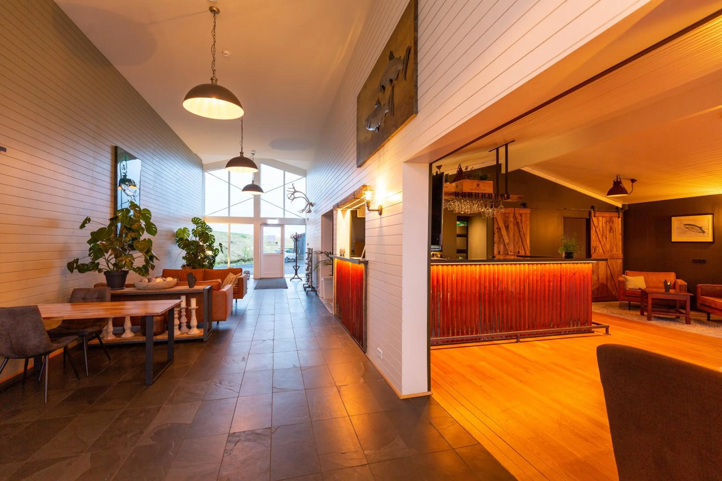 Lobby or reception in Aurora Lodge Hotel