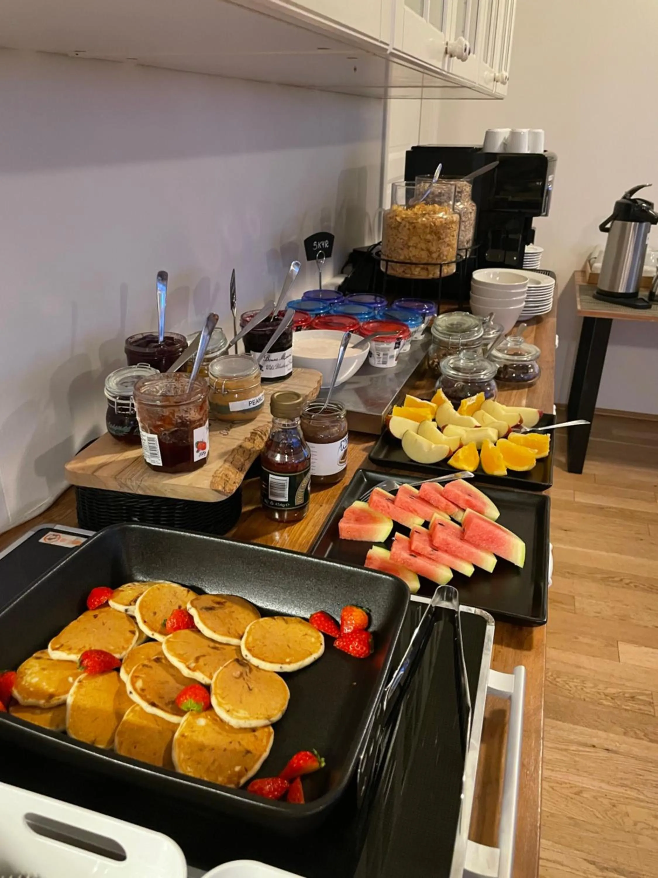 Breakfast in Aurora Lodge Hotel