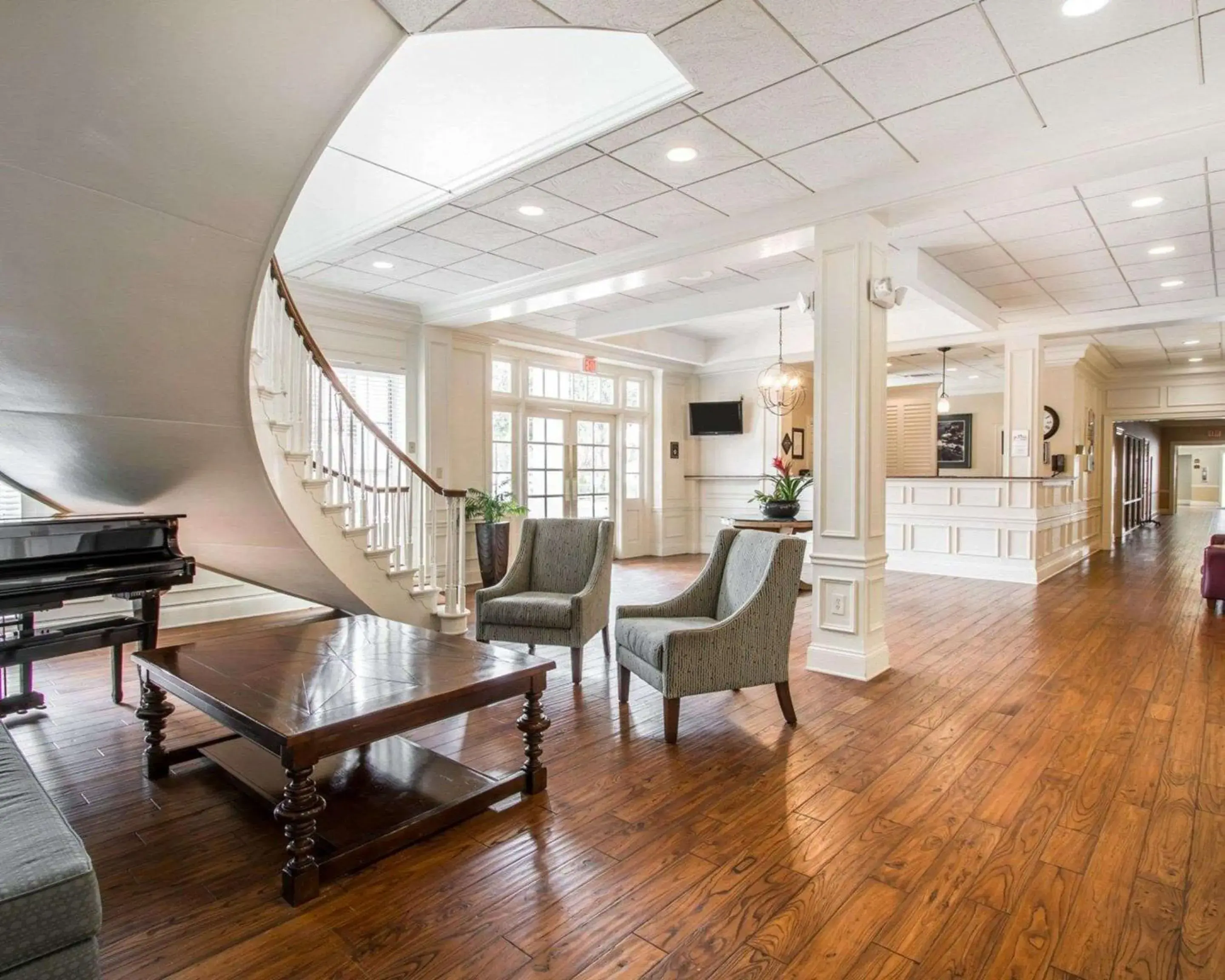 Lobby or reception in Plantation Resort on Crystal River, Ascend Hotel Collection Lobby or reception in Plantation Resort on Crystal River, Ascend Hotel Collection