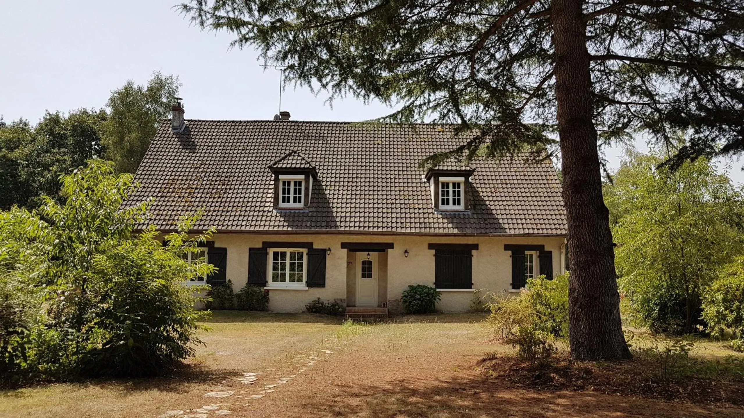 Property building in Le Clos des Écureuils