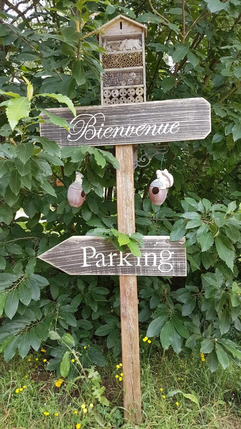 Property logo or sign in Le Clos des Écureuils