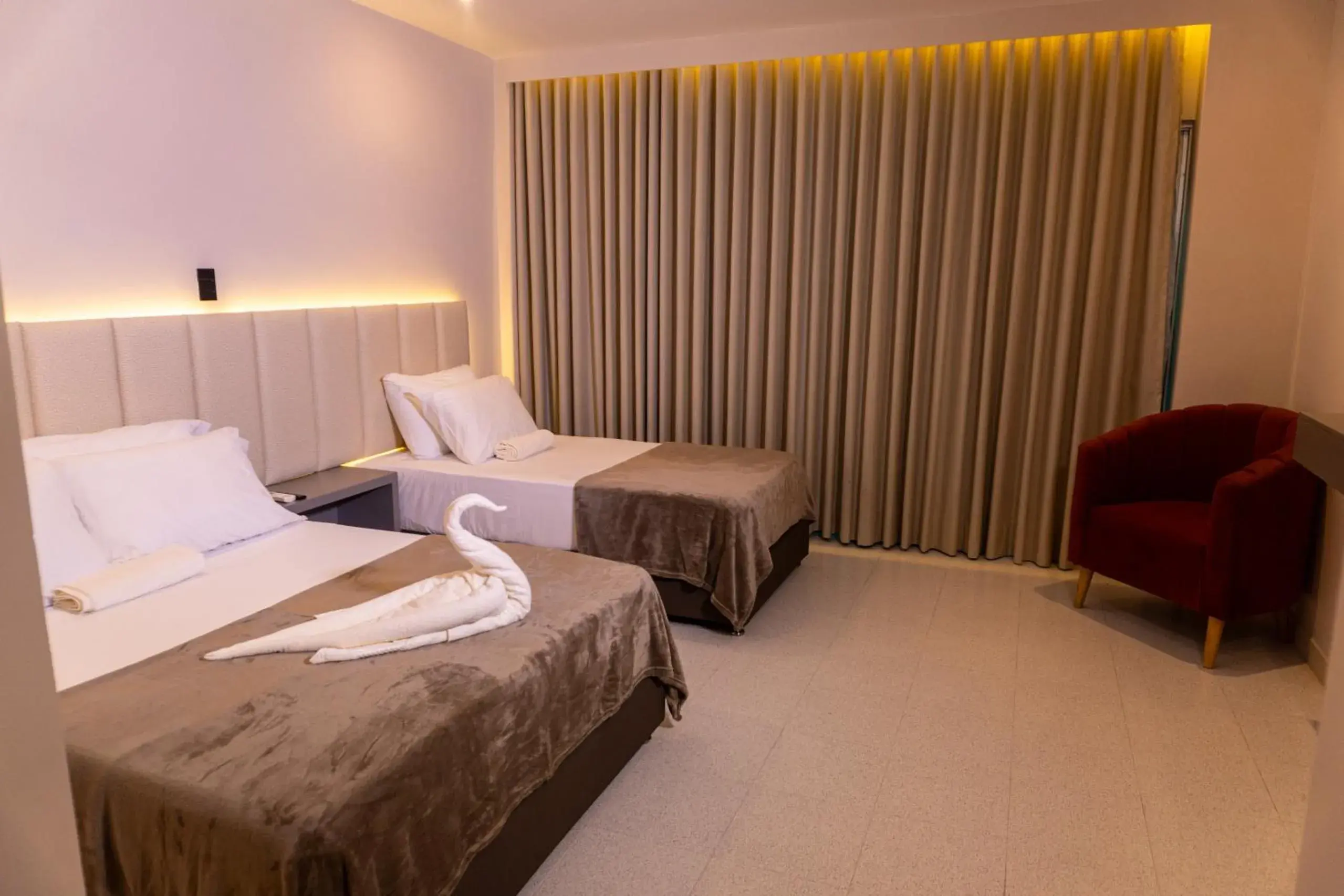 Deluxe Triple Room - single occupancy in Hotel y Restaurante Mesón del Gitano Deluxe Triple Room - single occupancy in Hotel y Restaurante Mesón del Gitano