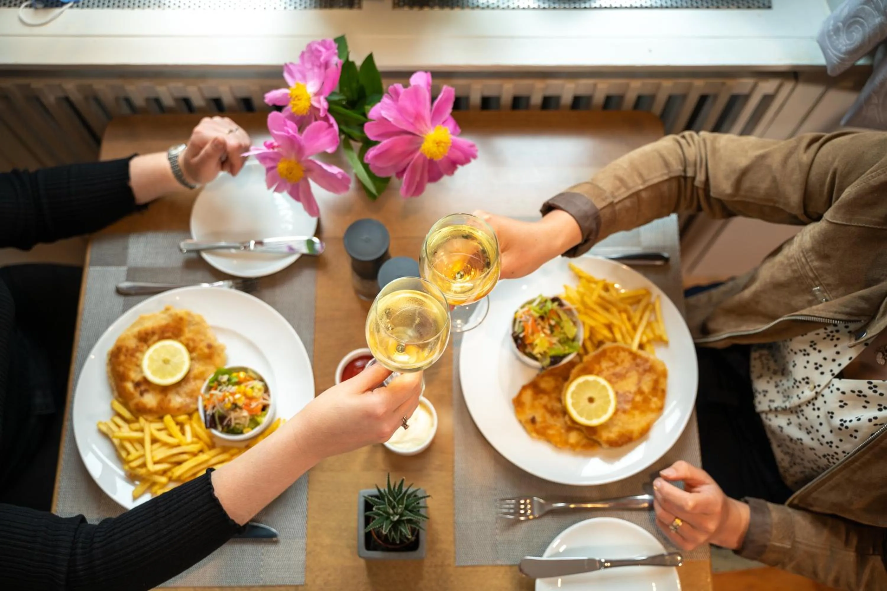 Restaurant/places to eat in Hotel & Restaurant Tanne