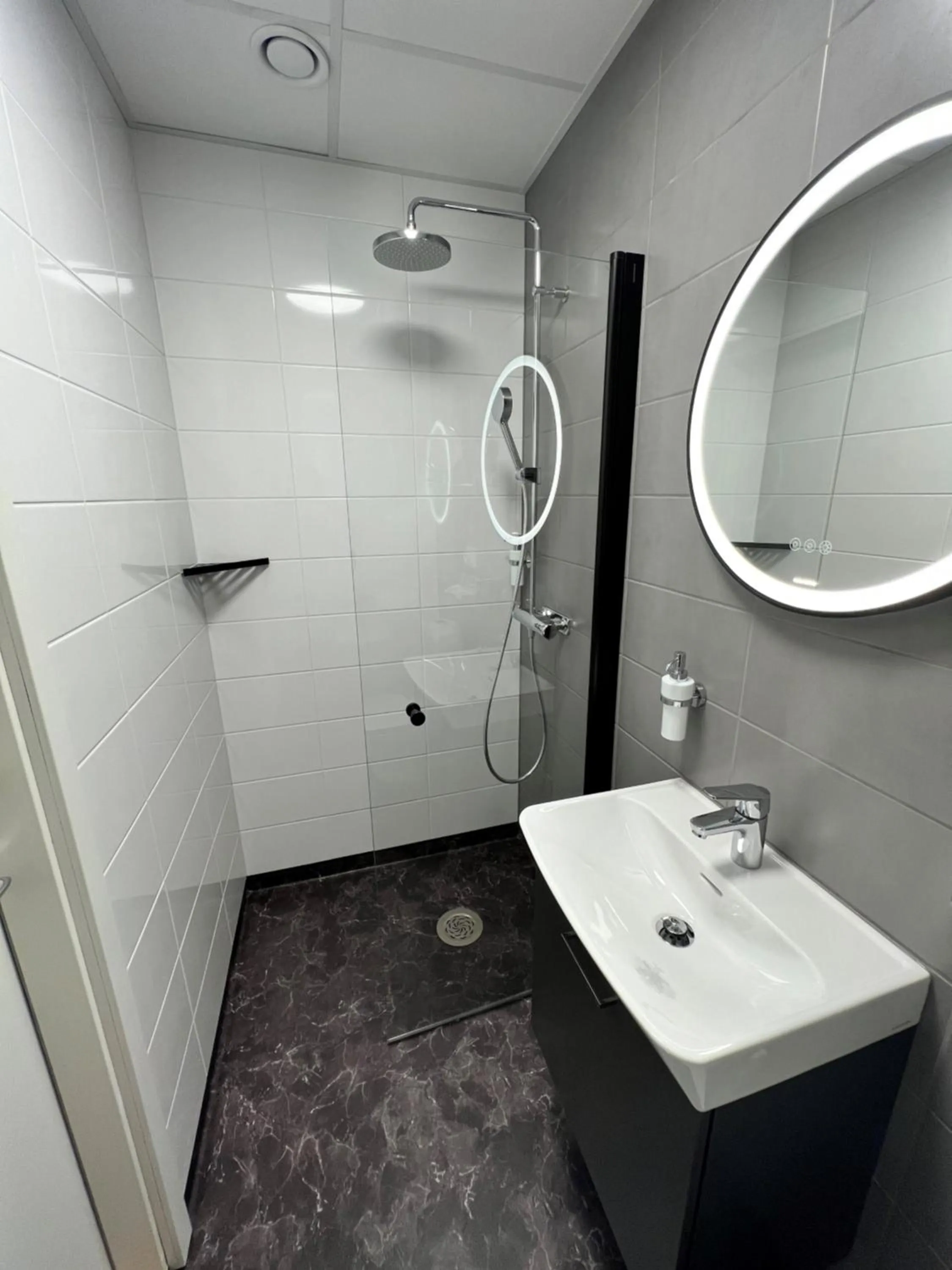 Shower in Viktoria Hotell & Konferens