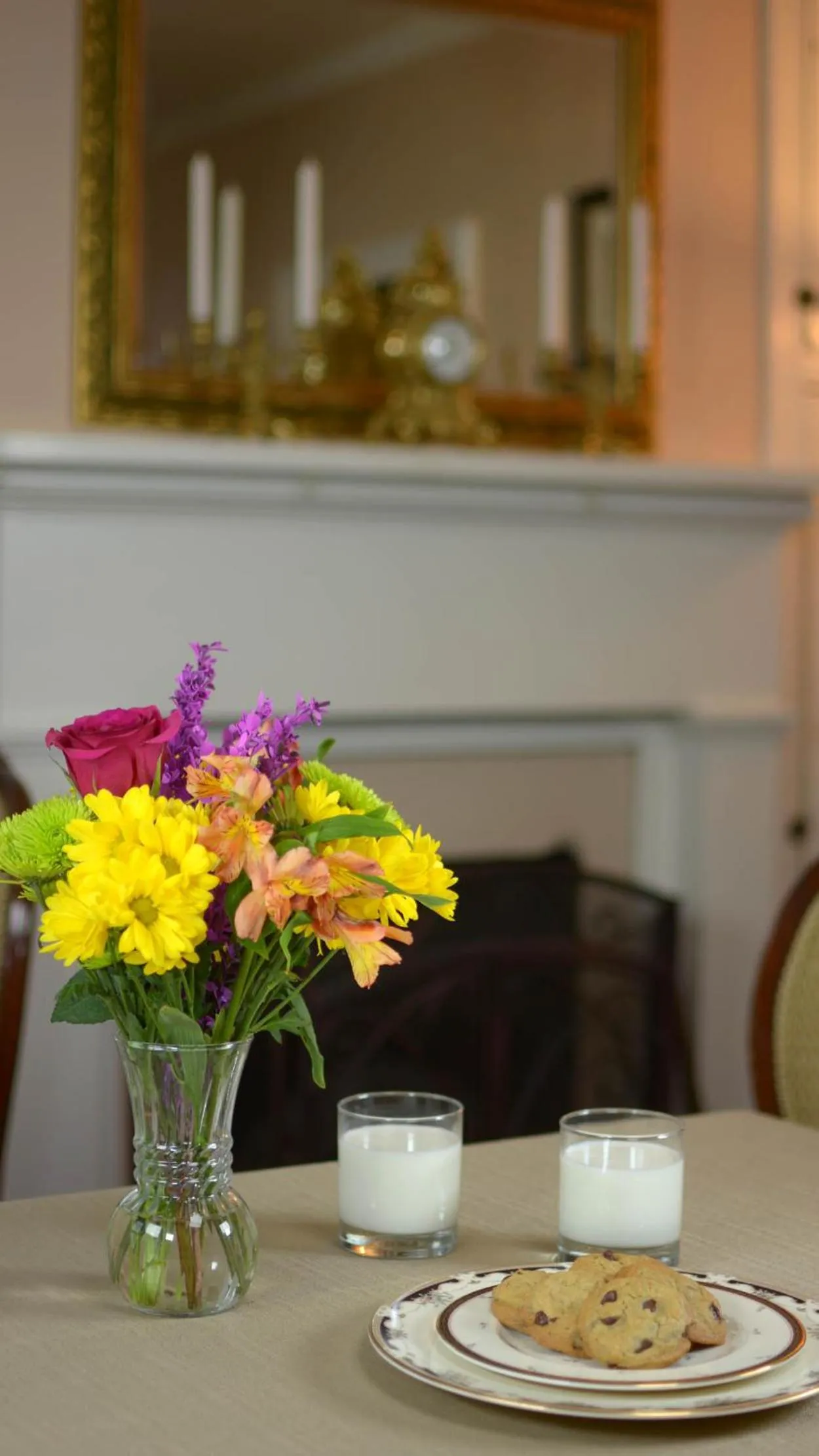 Dining area in Lightner Farmhouse B&B