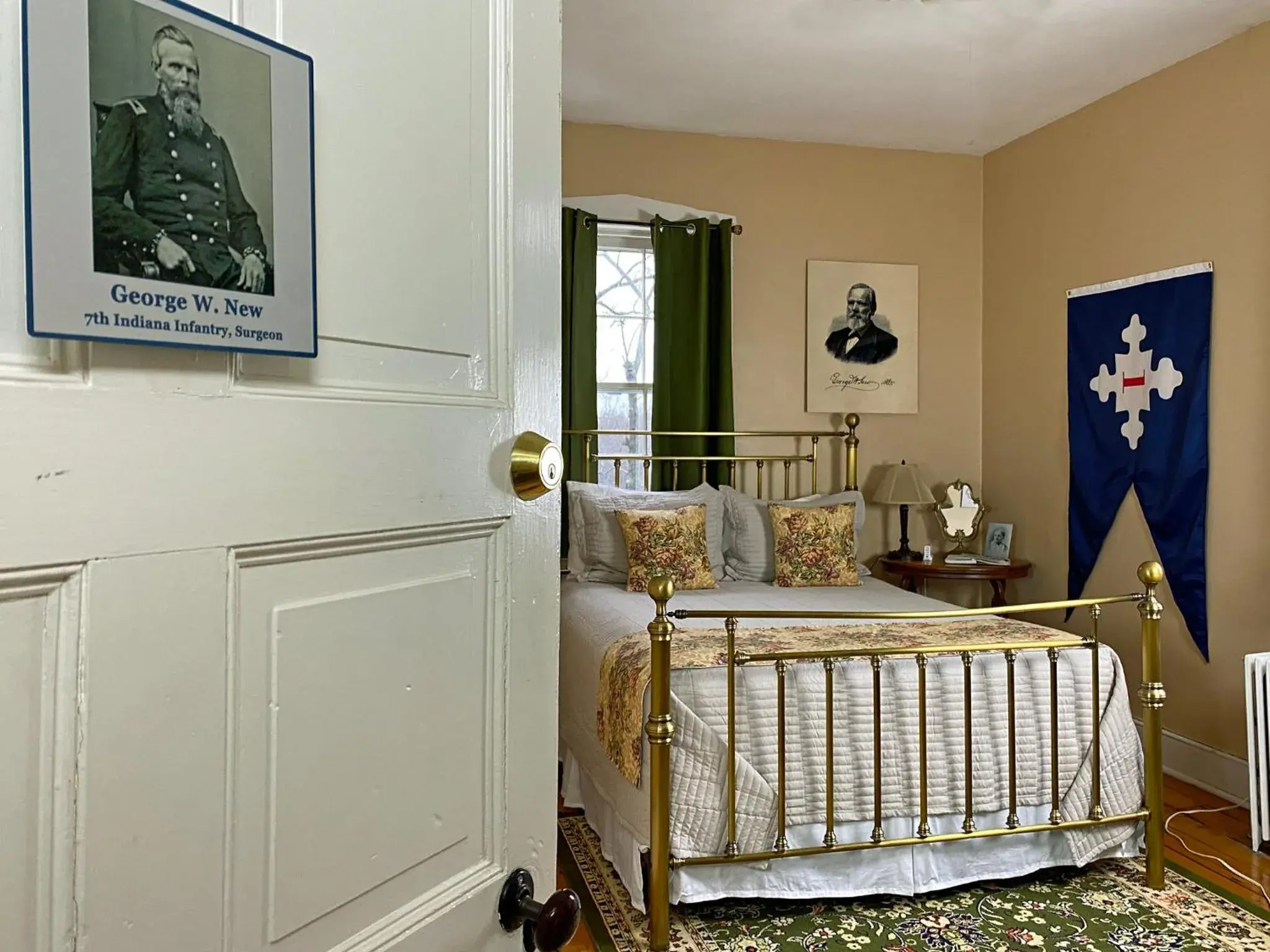 Deluxe Double Room with Bath in Lightner Farmhouse B&B Deluxe Double Room with Bath in Lightner Farmhouse B&B