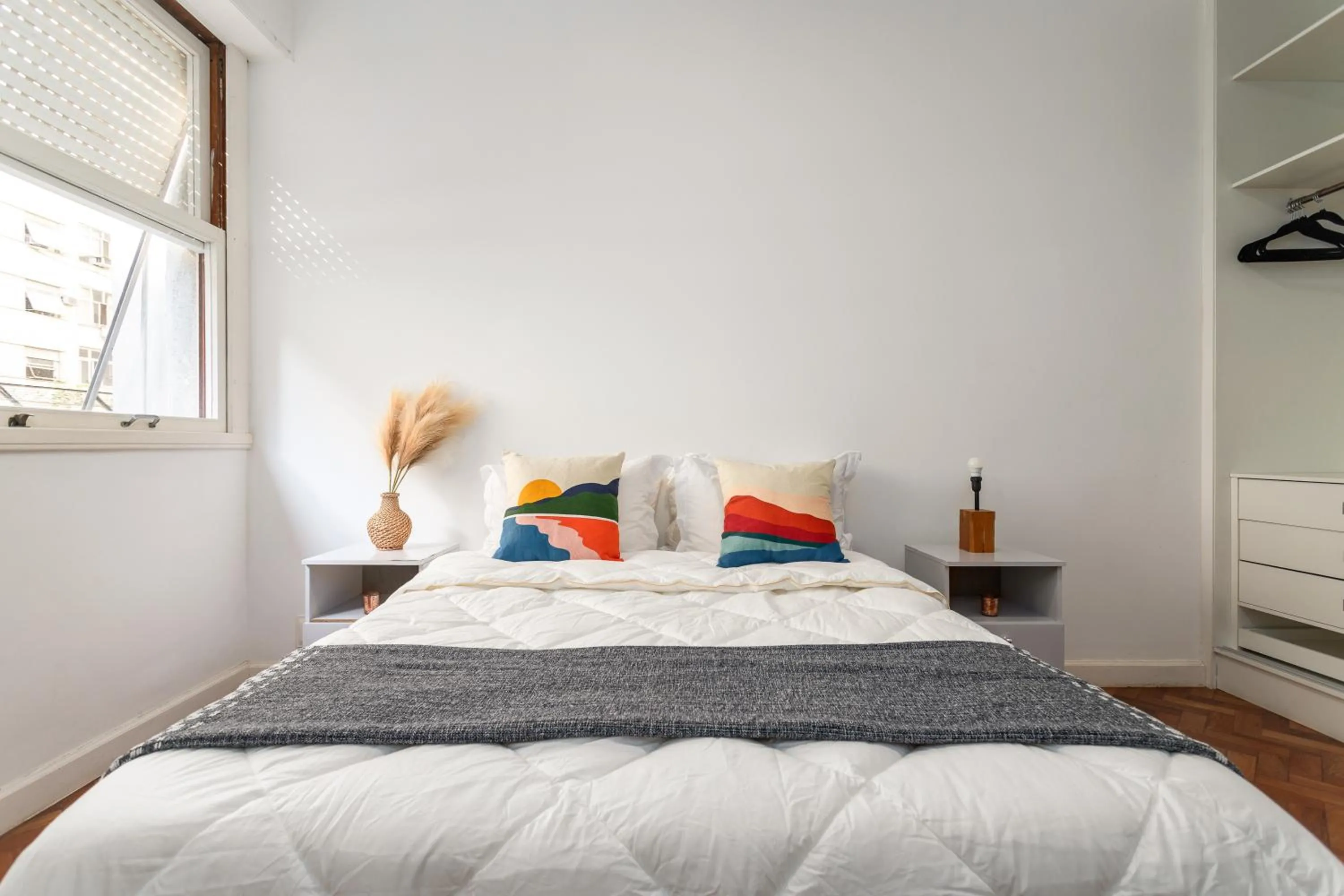 Bed in Unhotel - Charmoso Apartamento Temporada com 3 quartos em Copacabana