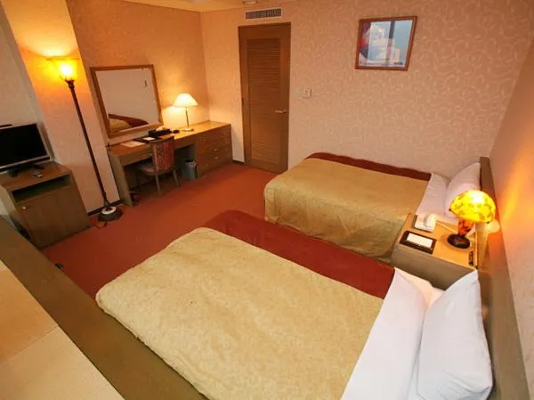 Photo of the whole room, Bed in Izumigo Kiyosato Kogen Hotel