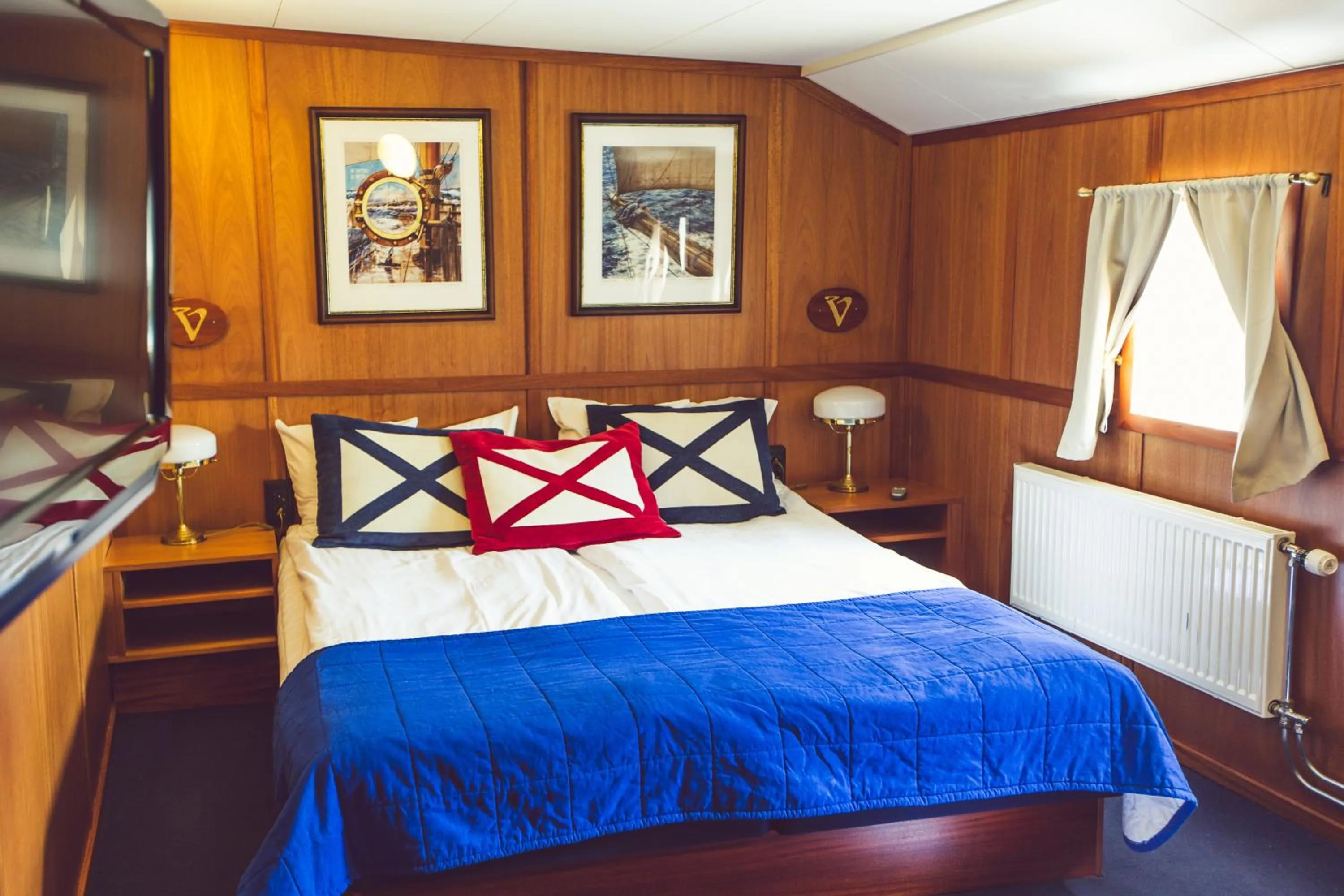 Bed in Hotel Barken Viking