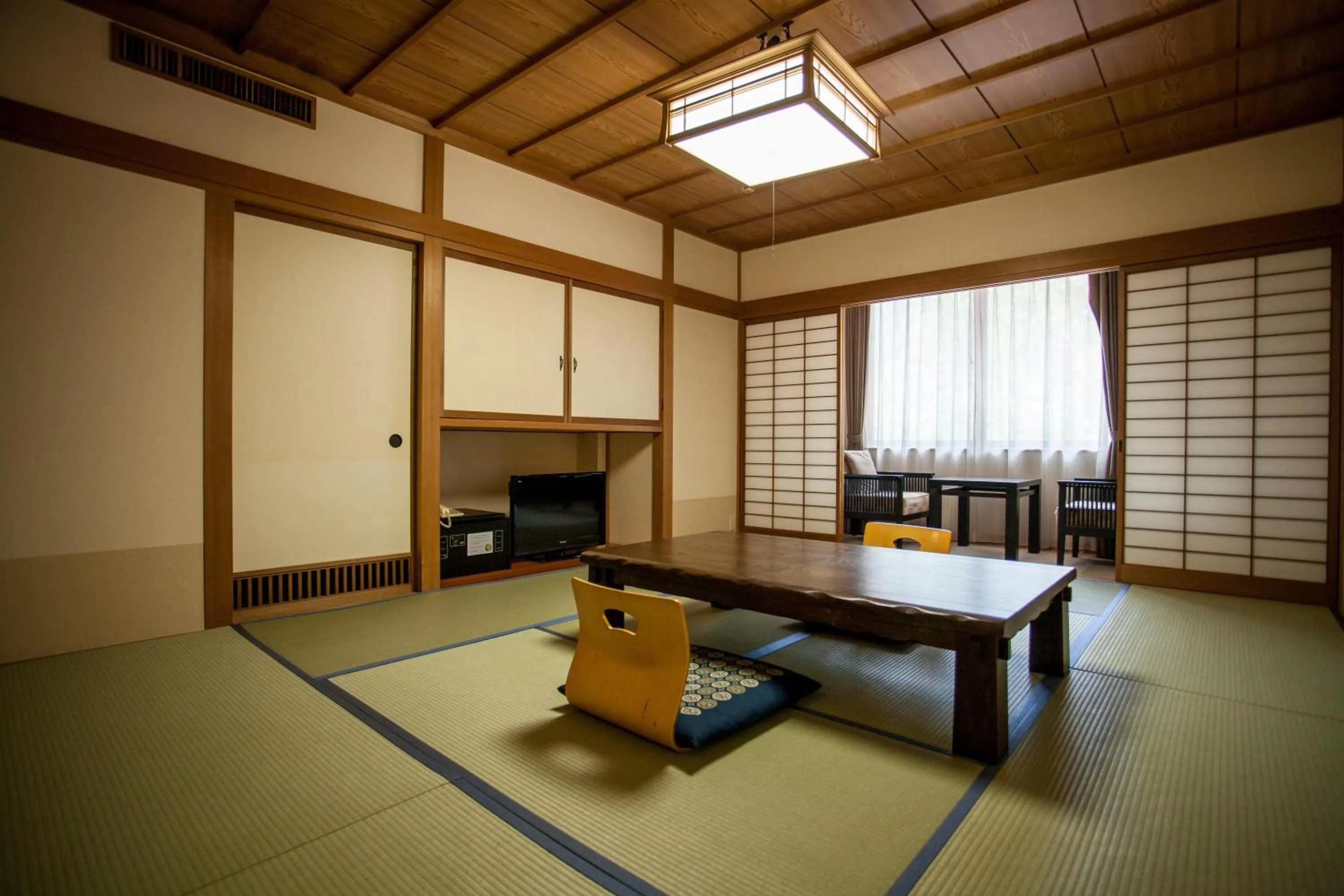 Photo of the whole room in Takayama Wan Wan Paradise Hotel & Cottage