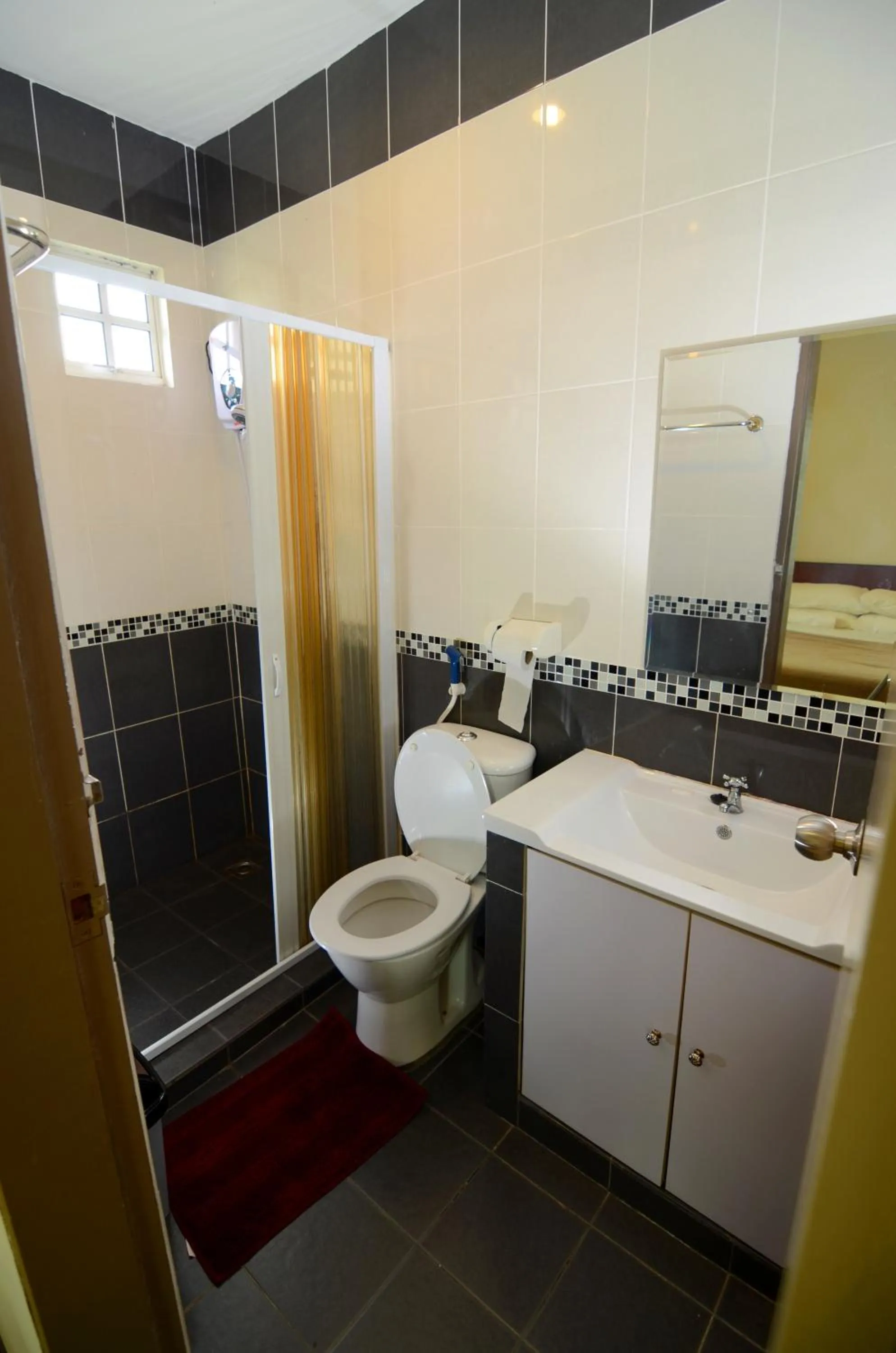 Shower in Sabah Tea Resort