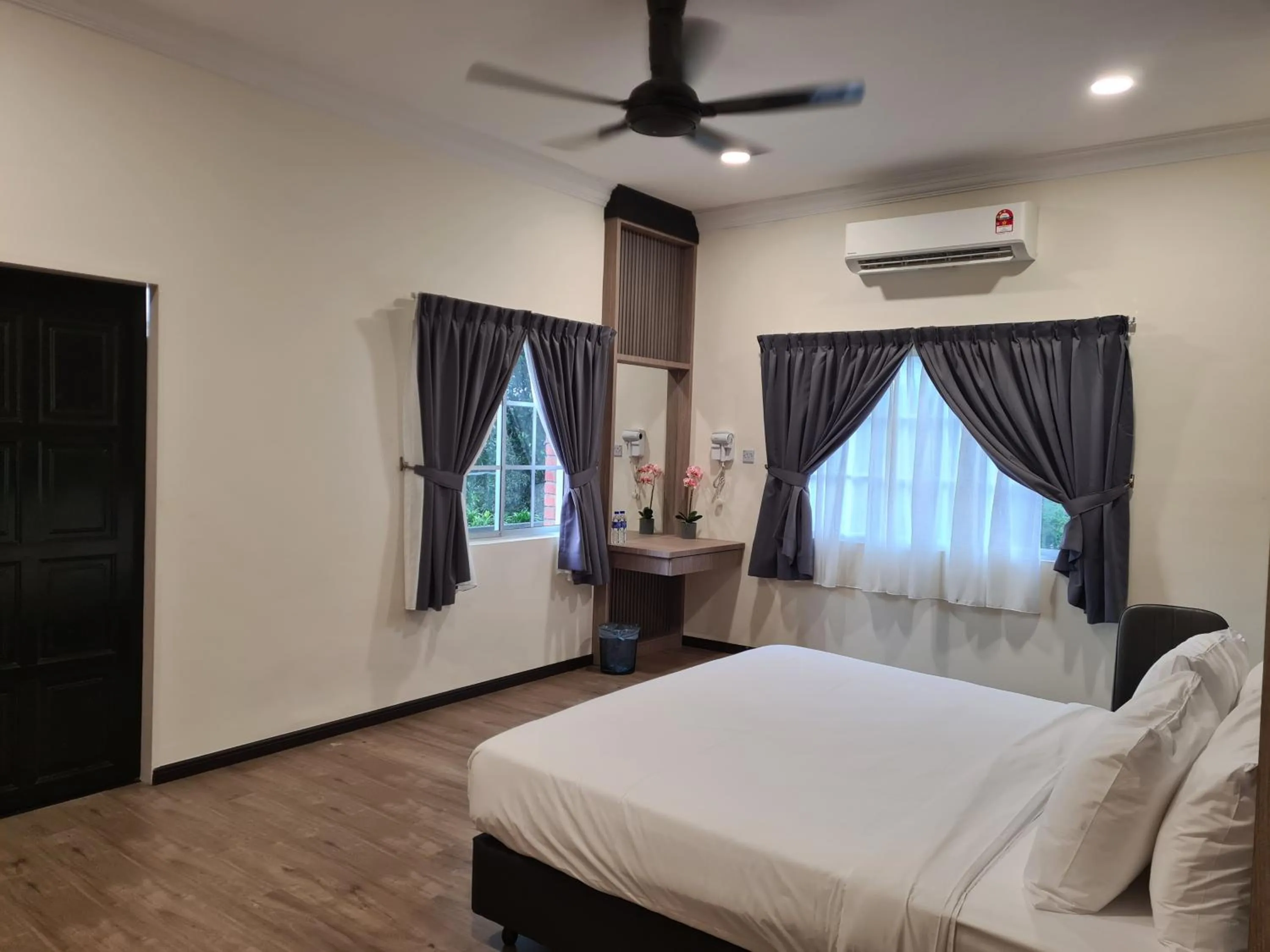 Bed in Sabah Tea Resort