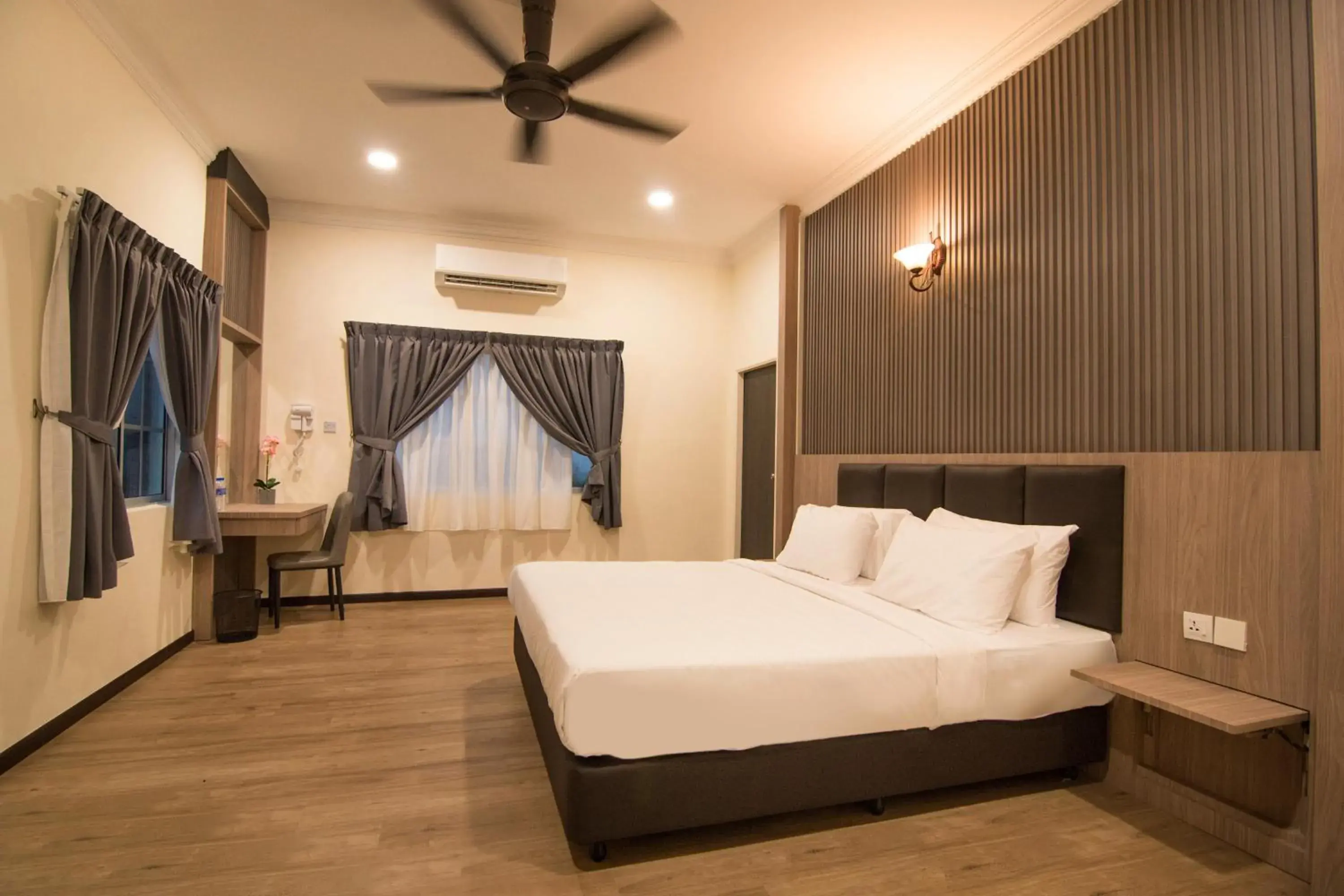 Photo of the whole room, Bed in Sabah Tea Resort Photo of the whole room, Bed in Sabah Tea Resort