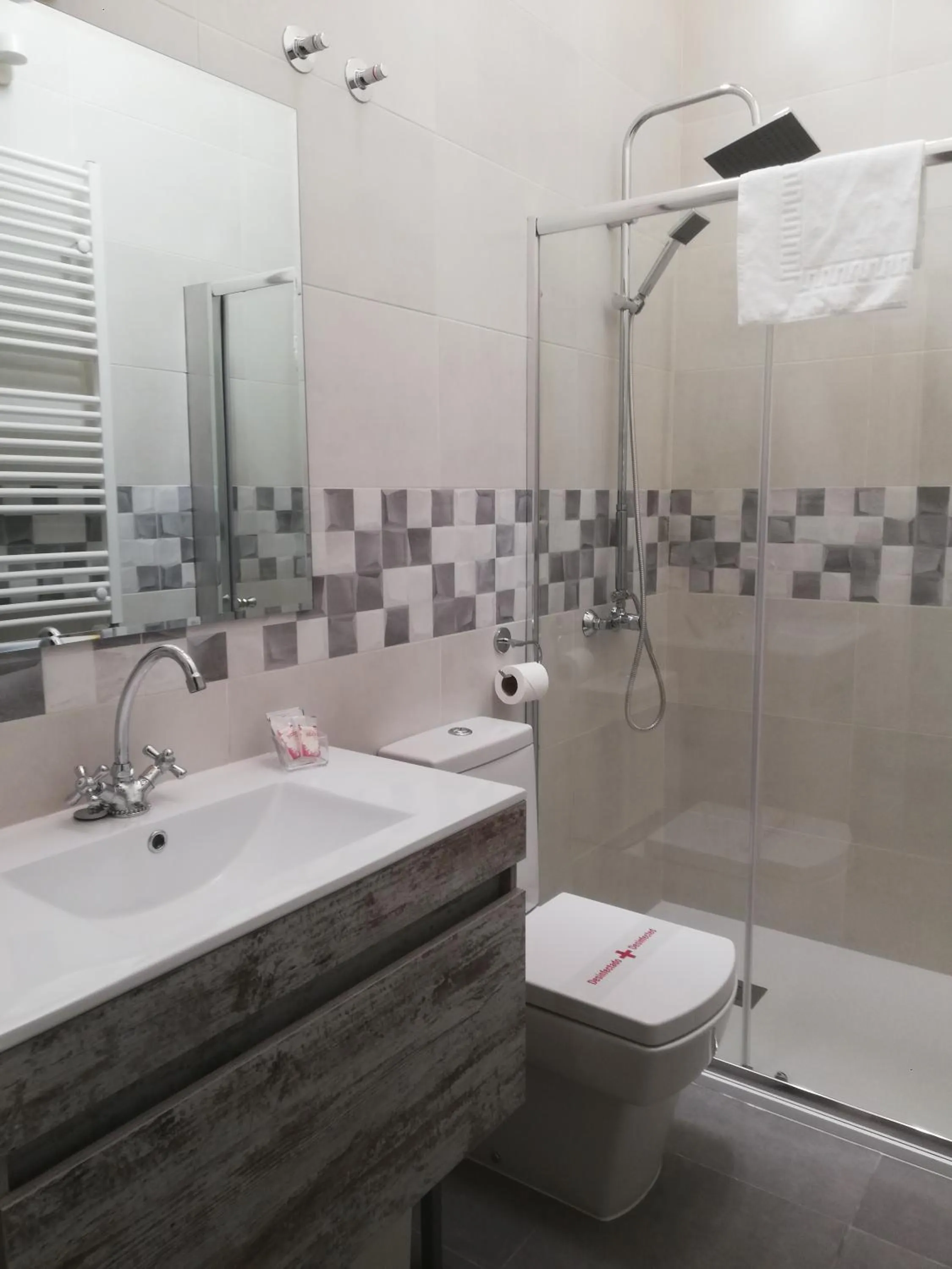 Bathroom in El Cantil