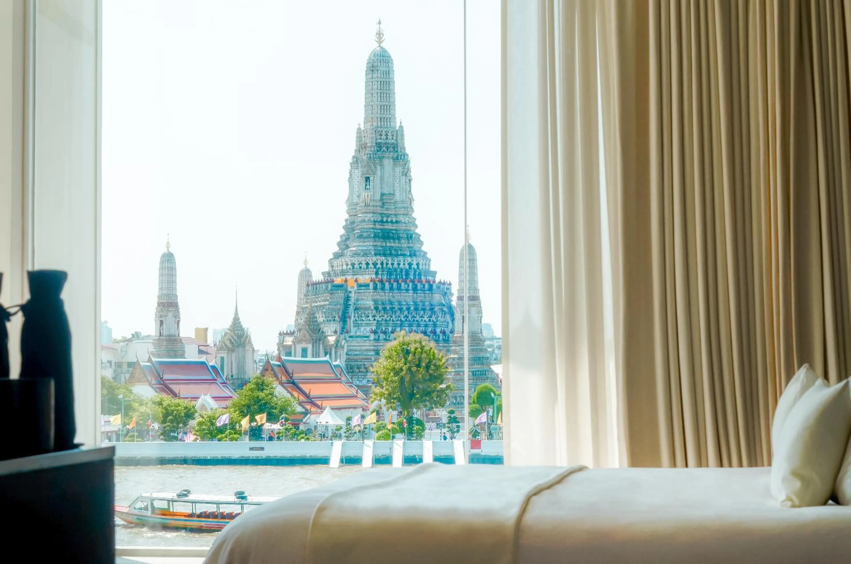 Bed in Sala Rattanakosin Bangkok