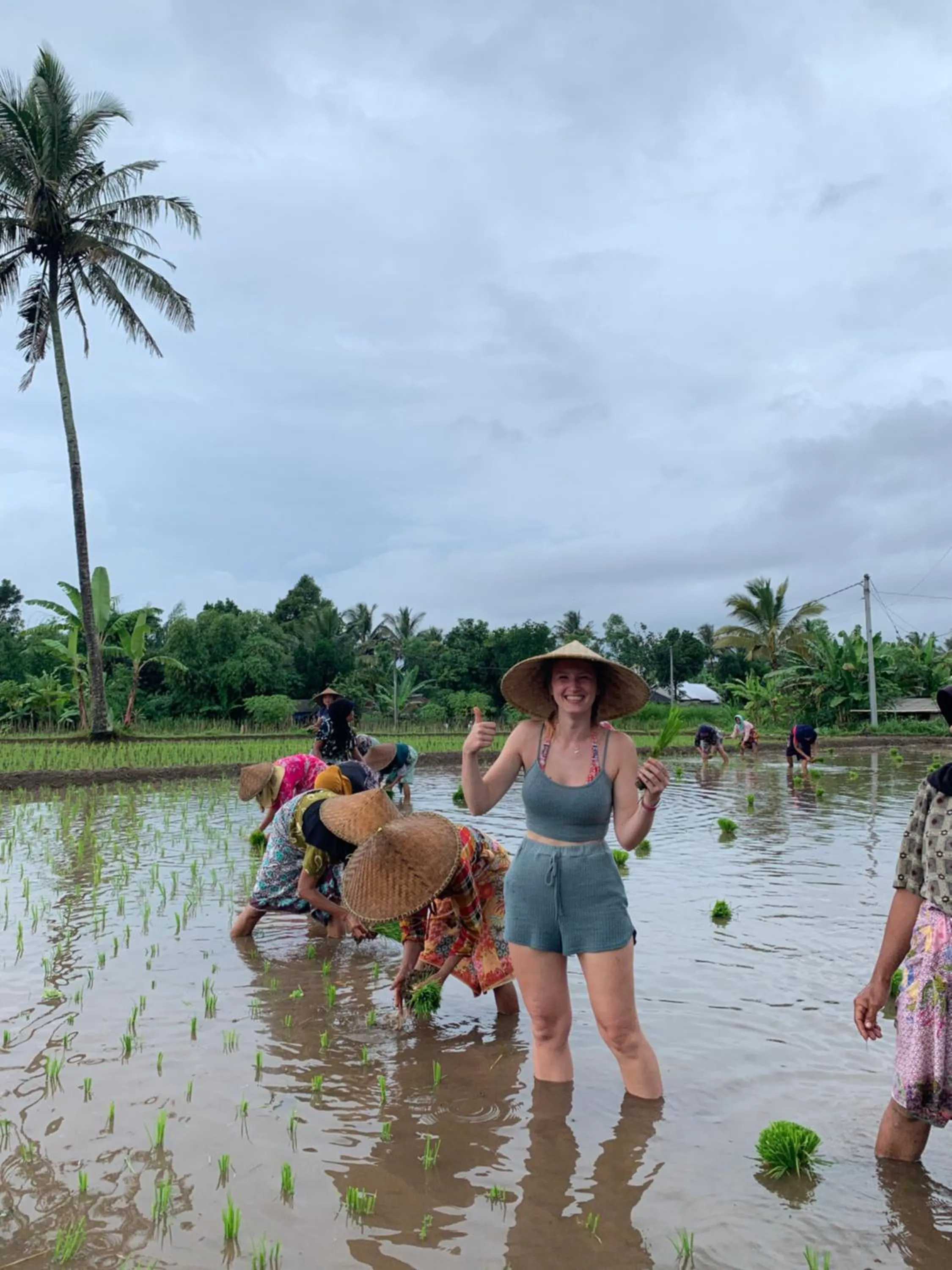 People in Pondok Tetebatu Cottages and Cafe