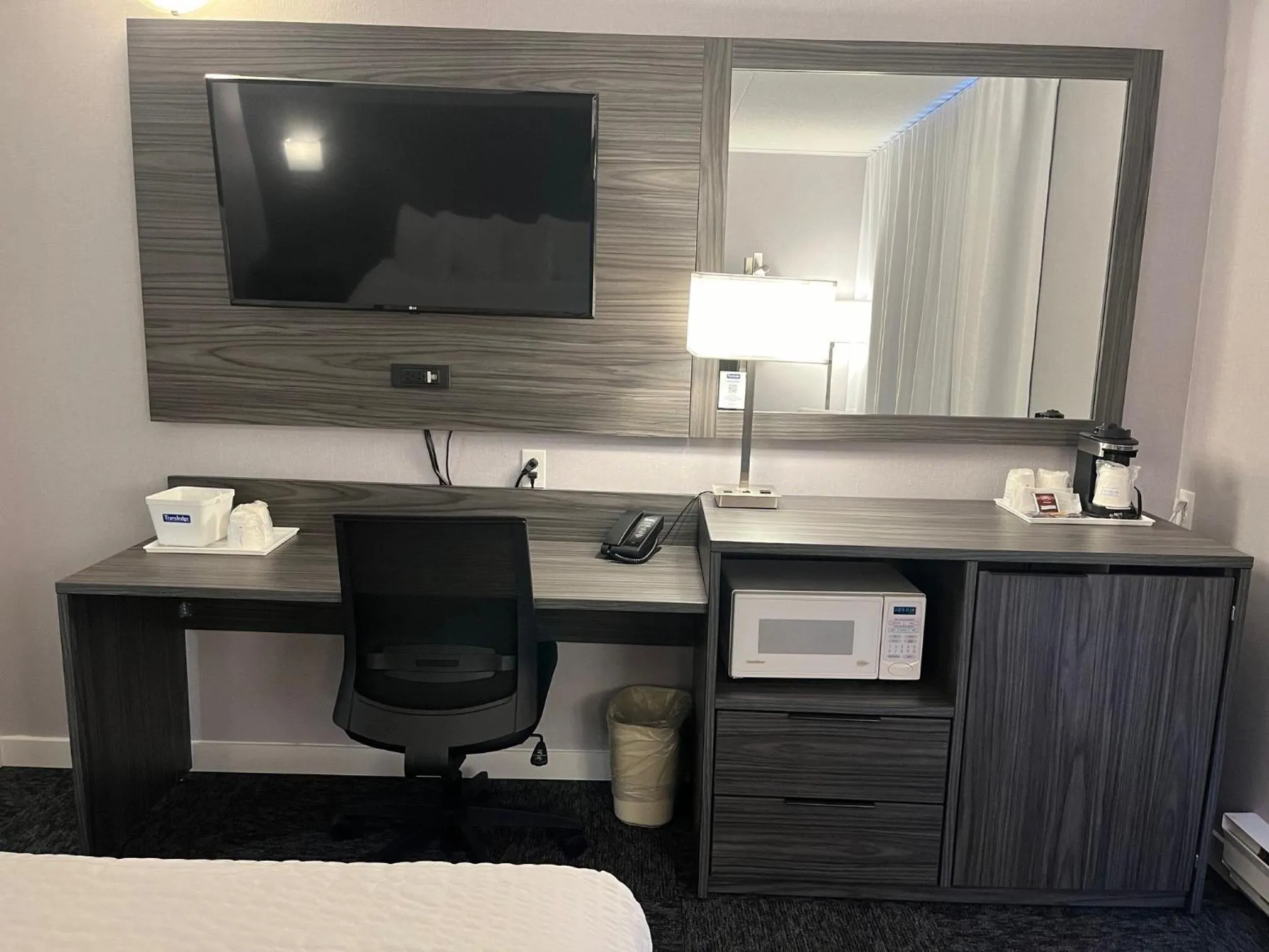 minibar, Bed in Travelodge by Wyndham Ottawa East