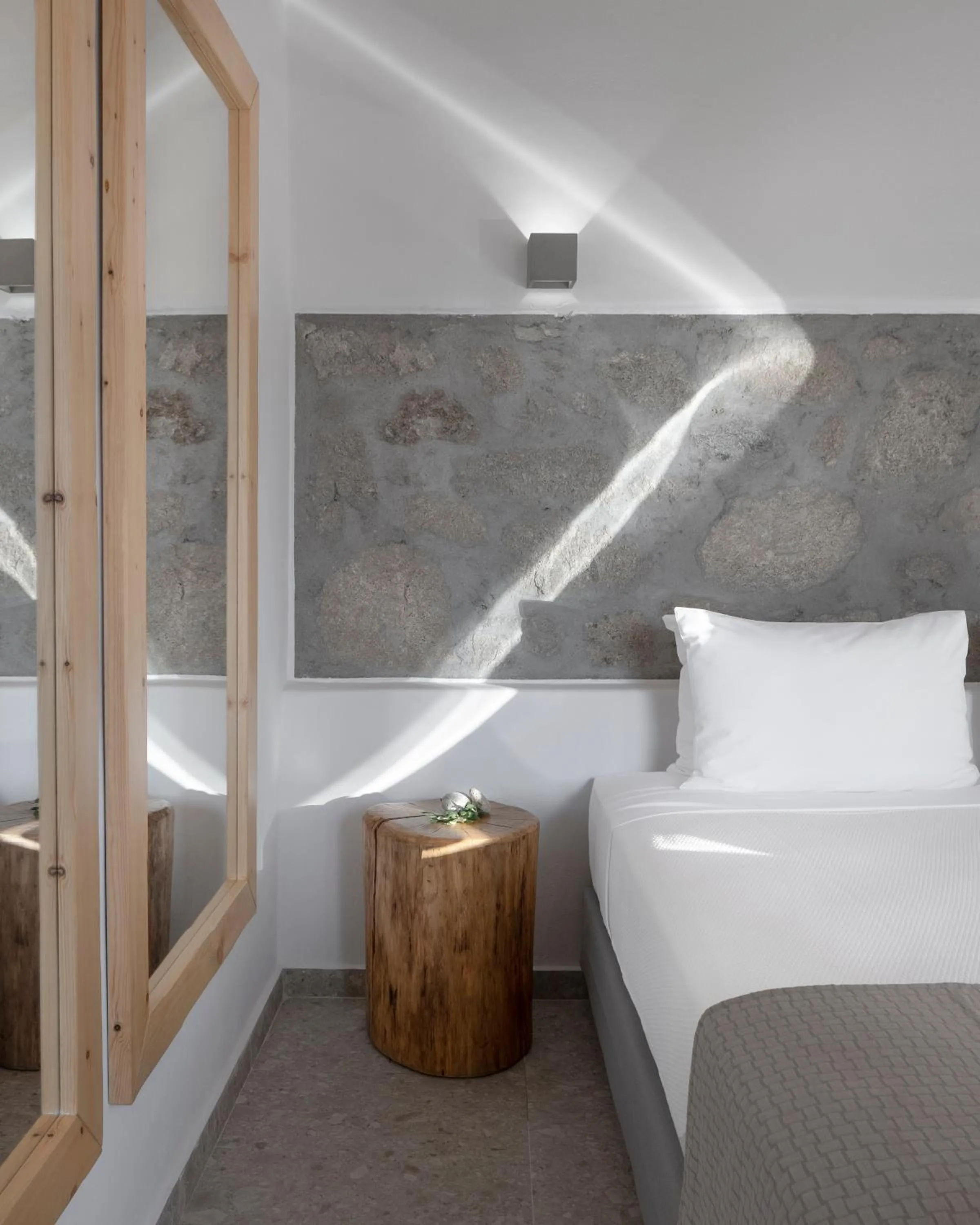 Decorative detail, Bed in Mykonos Essence Adults Only