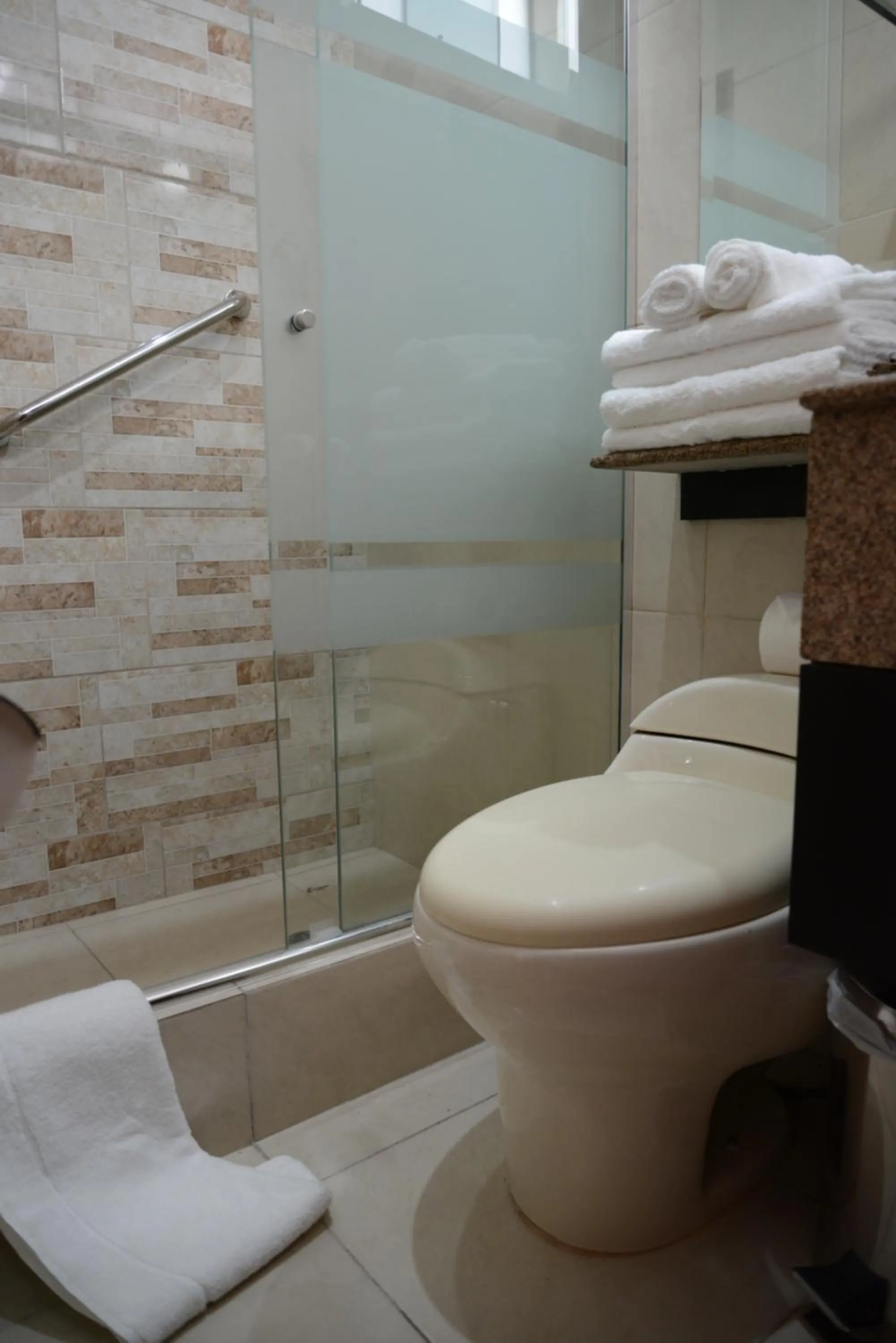 Bathroom in Altipacha Ayacucho Hotel
