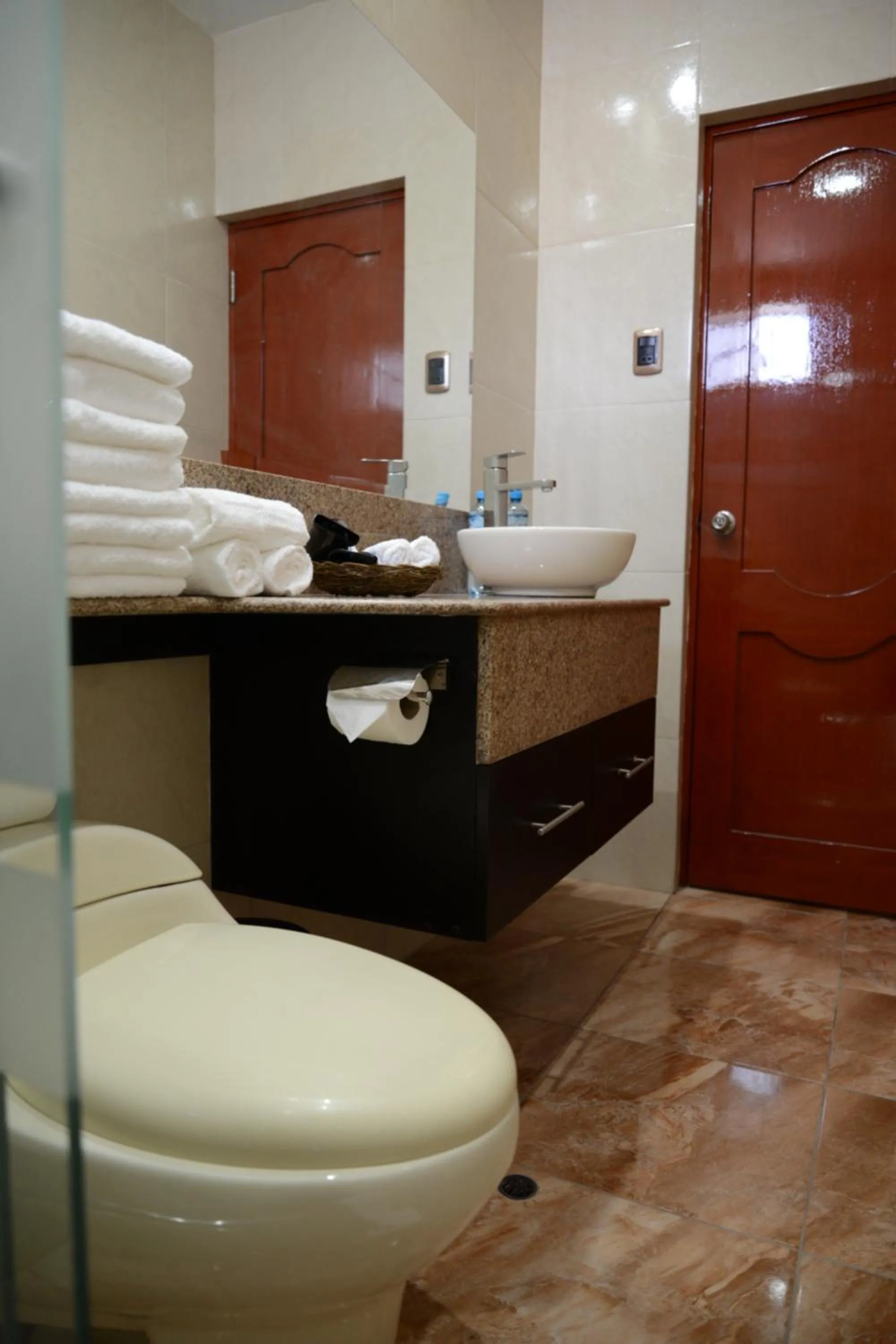 Bathroom in Altipacha Ayacucho Hotel