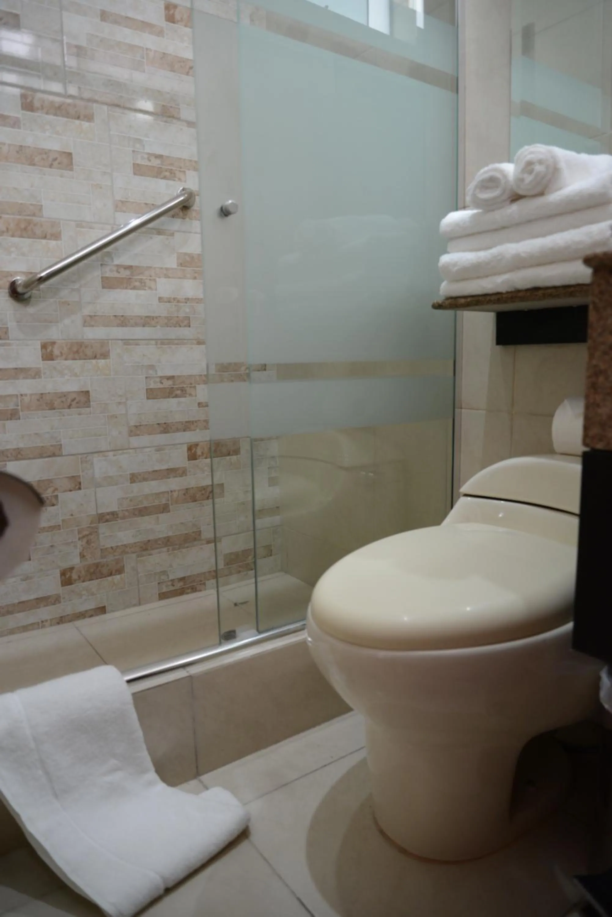 Bathroom in Altipacha Ayacucho Hotel
