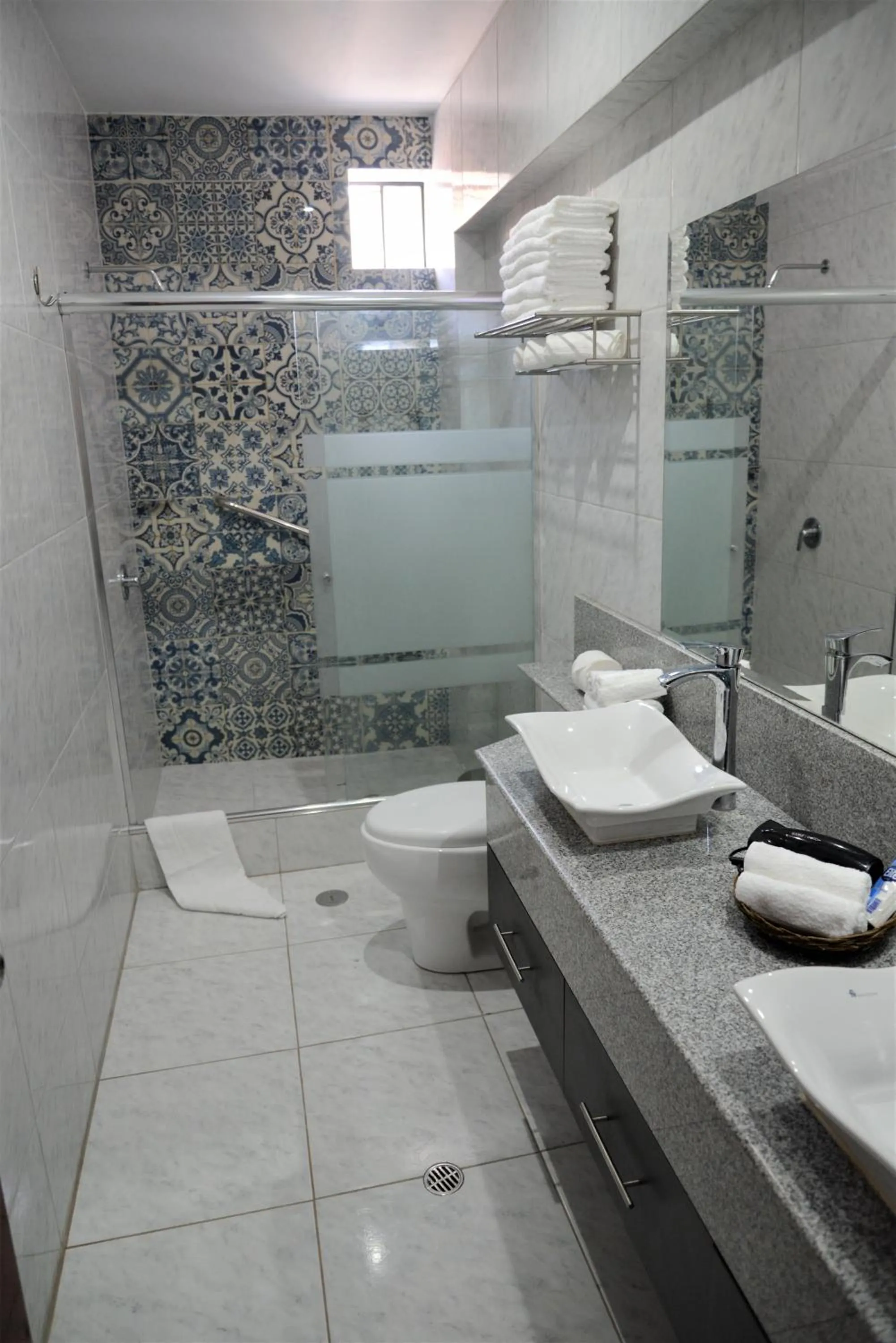 Bathroom in Altipacha Ayacucho Hotel