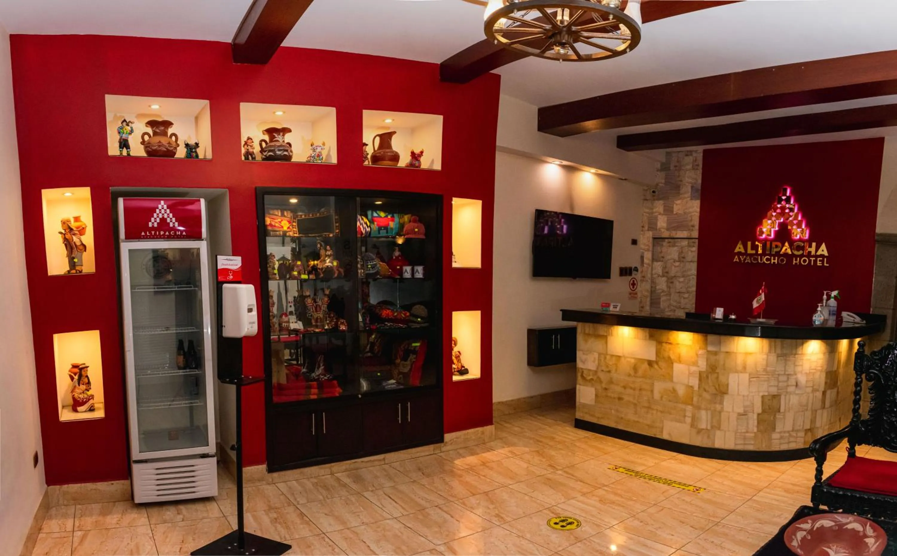 Lobby or reception in Altipacha Ayacucho Hotel